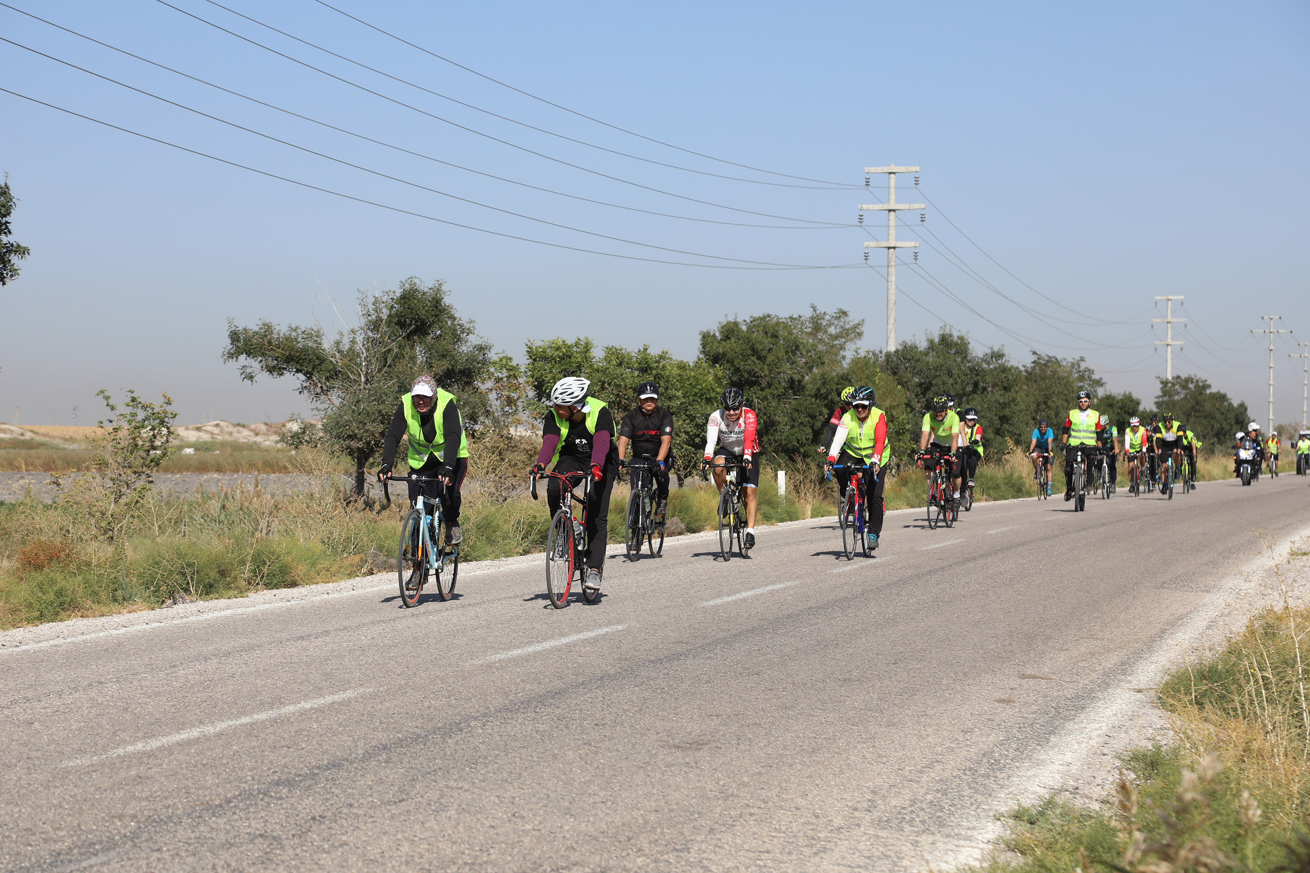 Bisiklet Sürücüleri Tarihe Pedal Çevirdi