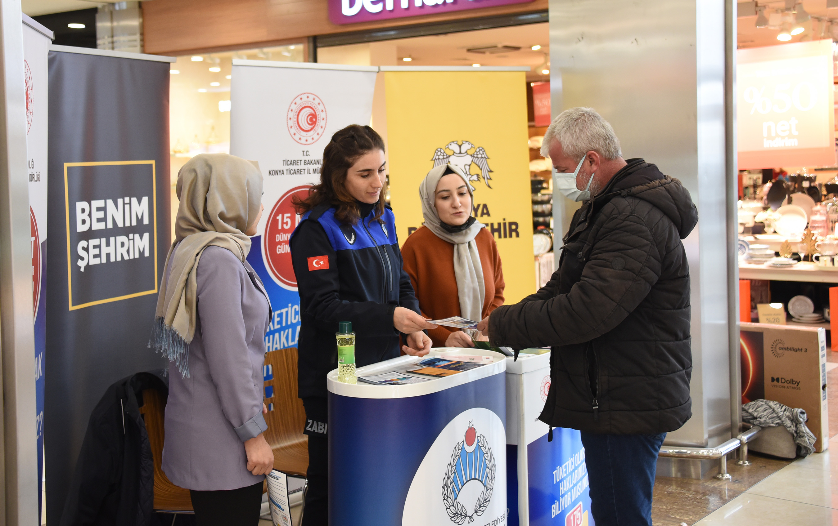 Büyükşehir Zabıta Tüketici Bilincinin Gelişmesi İçin Çalışıyor