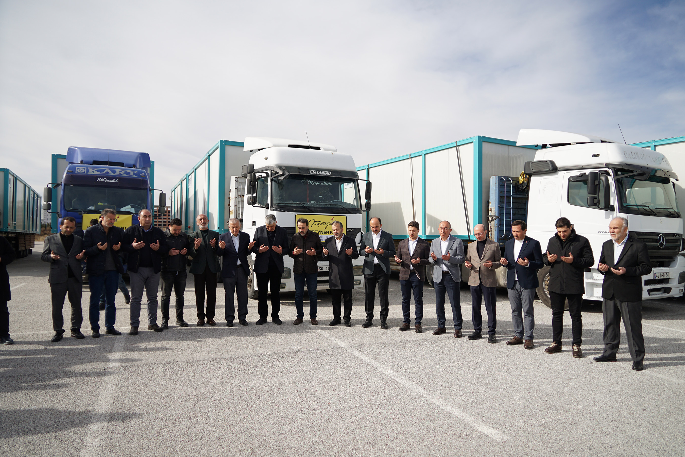 Hatay'daki Konya Konteyner Kenti İçin 10 TIR Daha Dualarla Yola Çıktı 