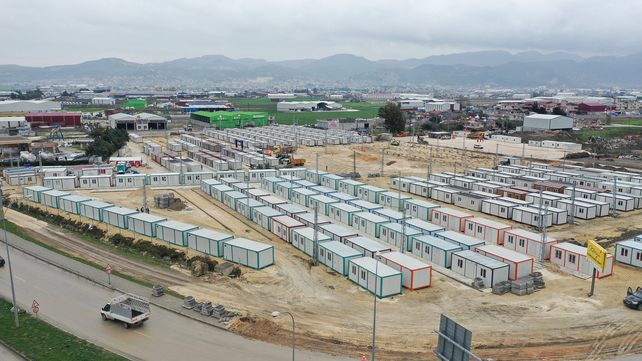 Hatay'daki Konya Konteyner Kentte 349 Konteynerin Yerleşimi Tamamlandı