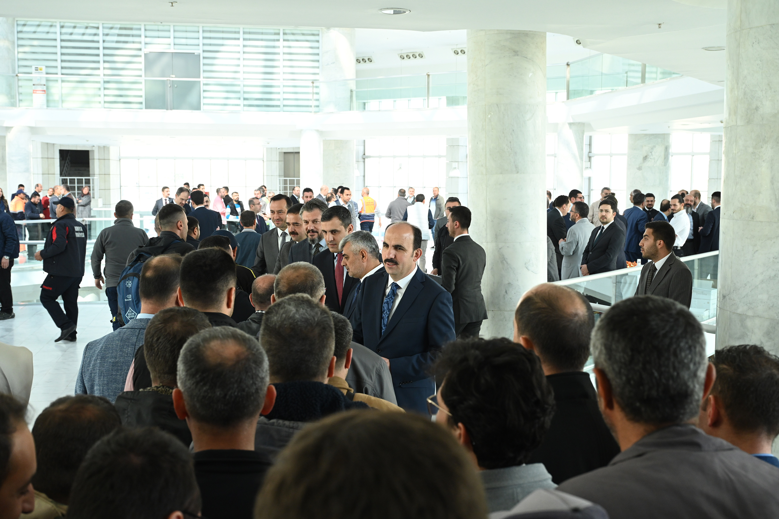 Başkan Altay Belediye Çalışanlarıyla Bayramlaştı