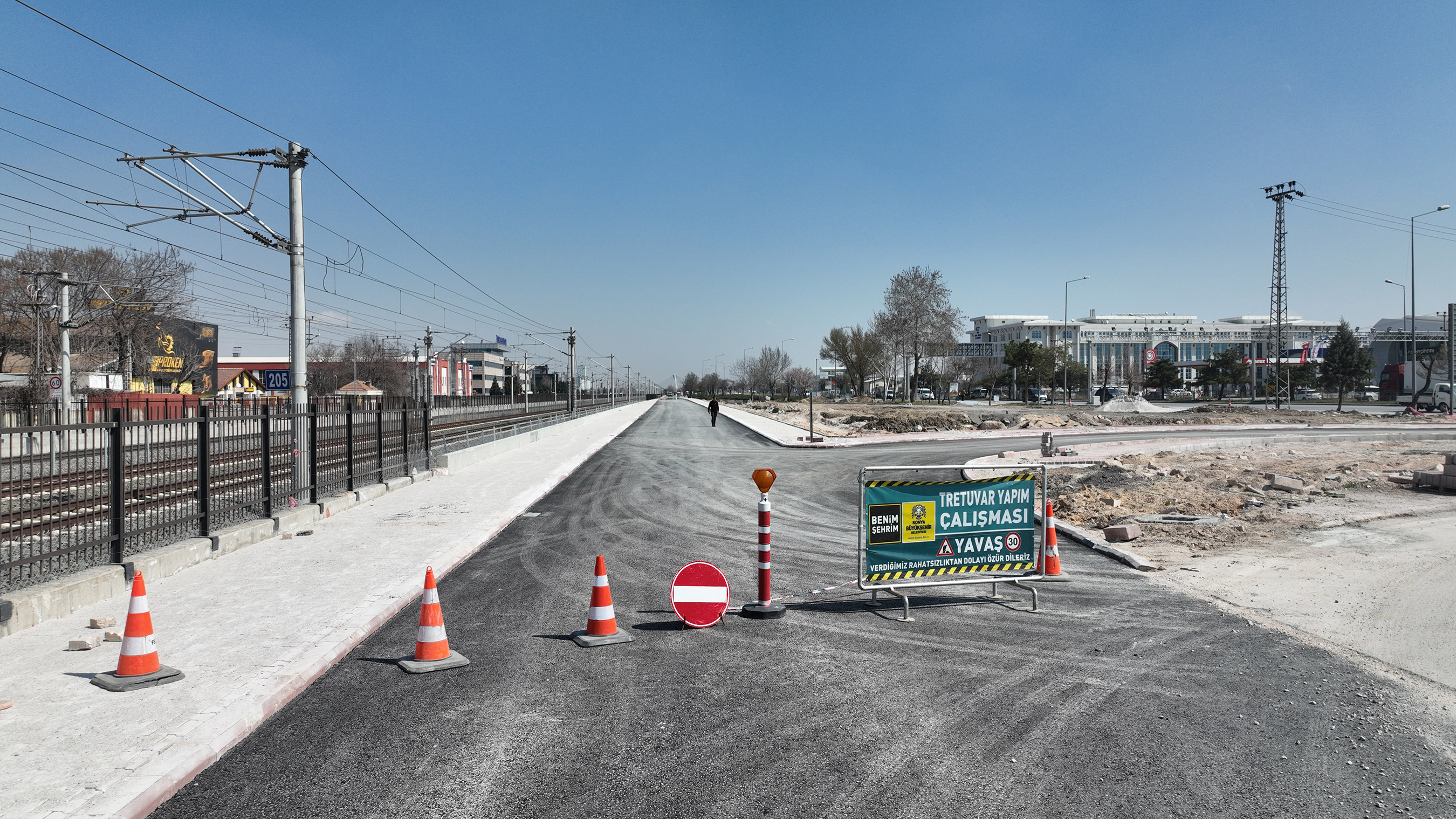 Konya Büyükşehir'den Demiryolu Caddesi'nde Trafiği Rahatlatacak Düzenlemeler