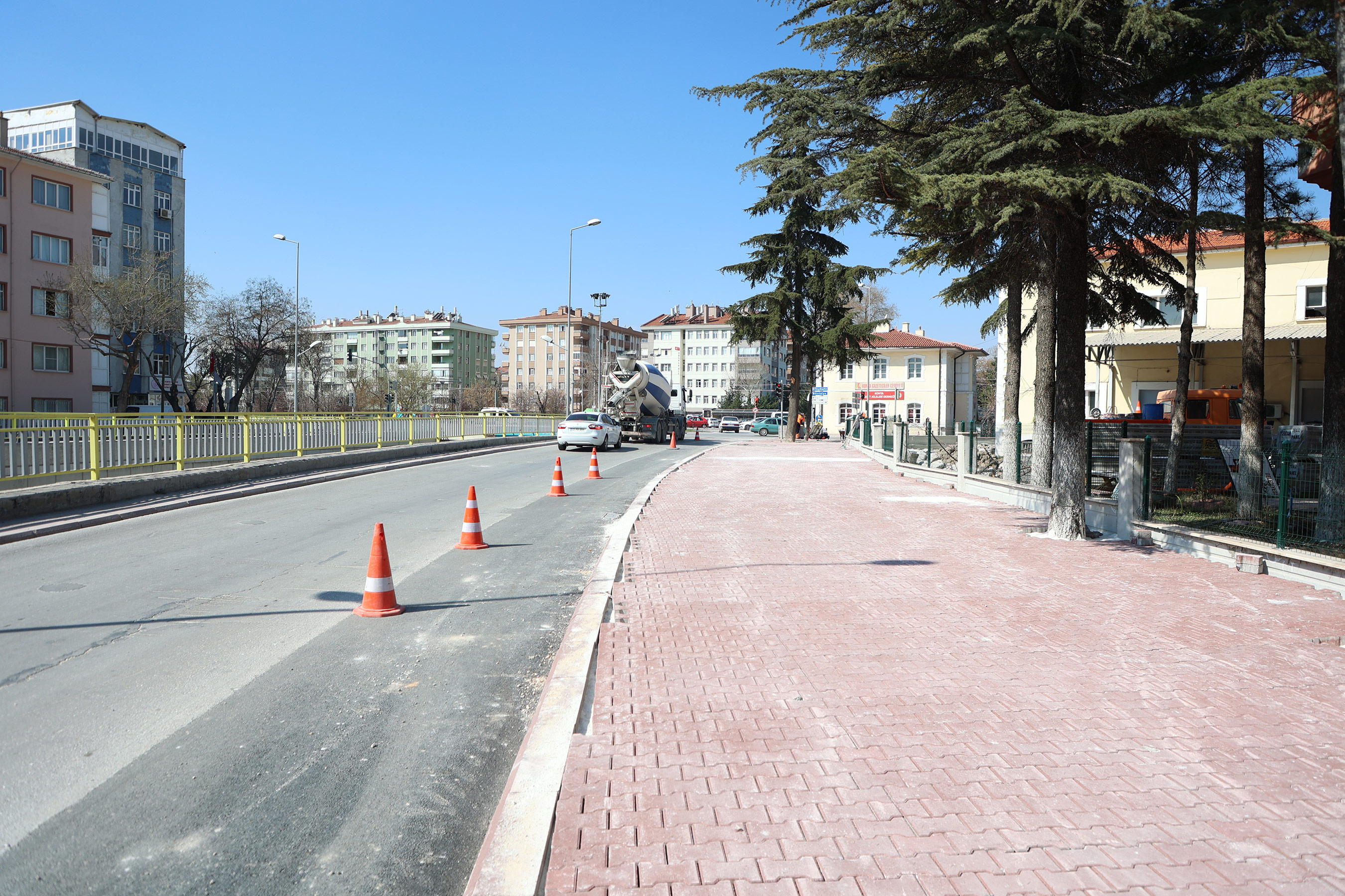 Konya Büyükşehir'den Demiryolu Caddesi'nde Trafiği Rahatlatacak Düzenlemeler