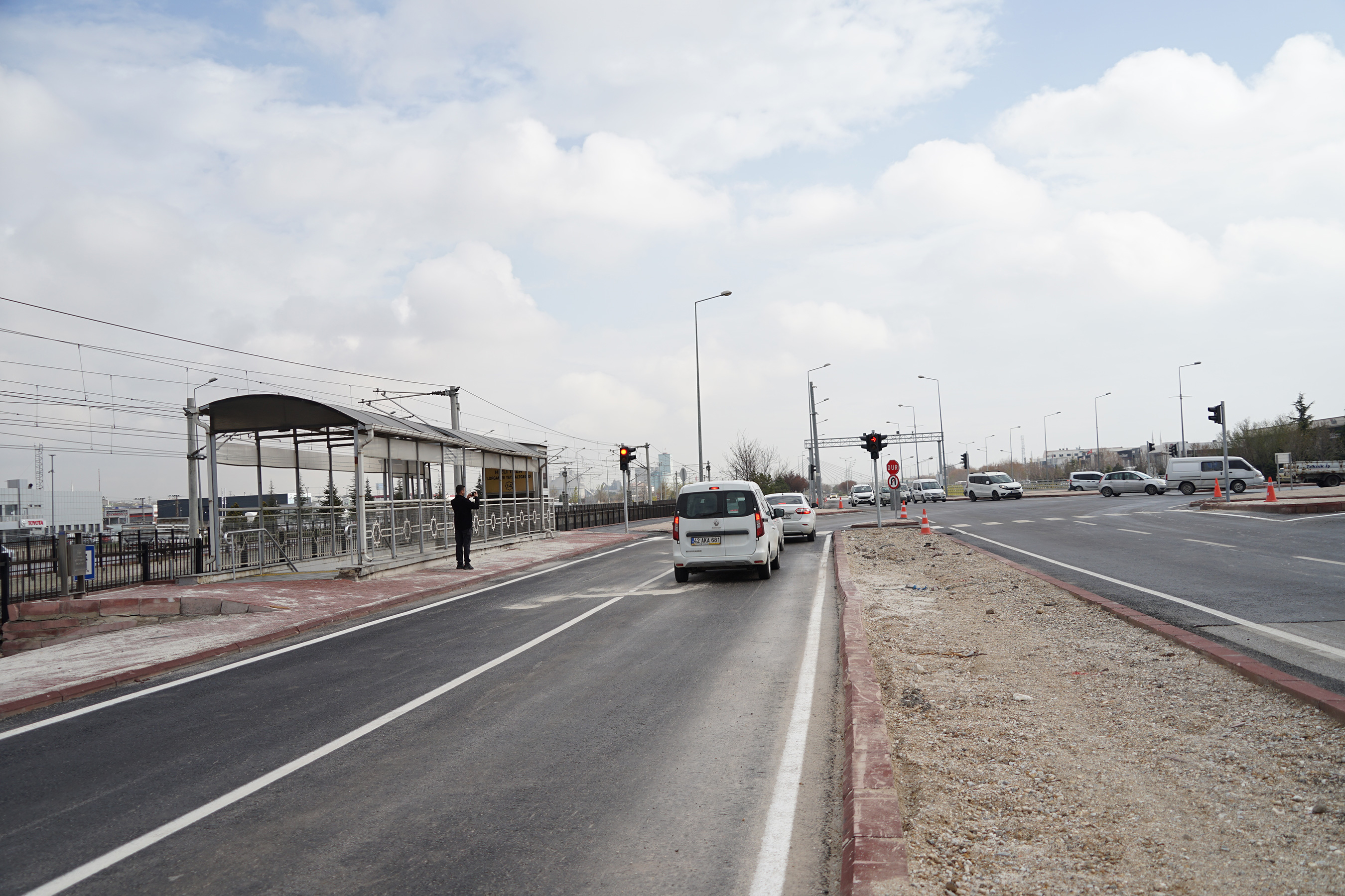 Demir Yolu Caddesi'nde Trafiği Rahatlatacak Düzenleme Tamamlandı