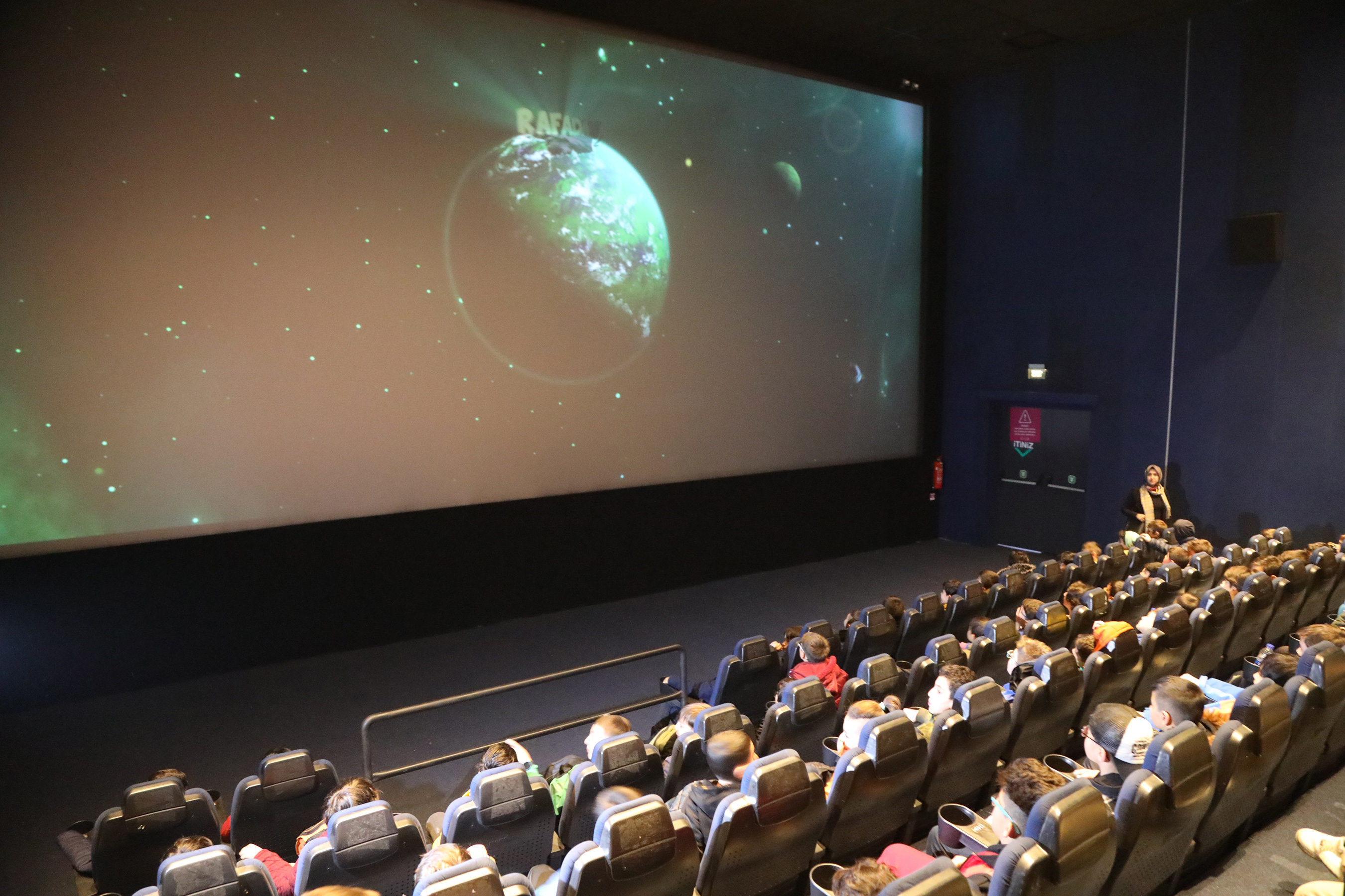 Bilgehane Öğrencileri Sinema Keyfi Yaşıyor
