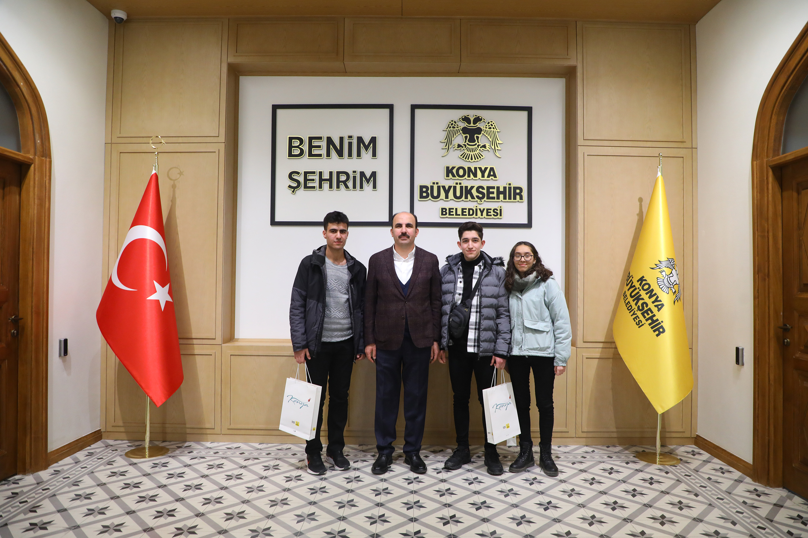 Dijital Eğitim Platformu'nda Başarılı Öğrenciler Ödüllendiriliyor