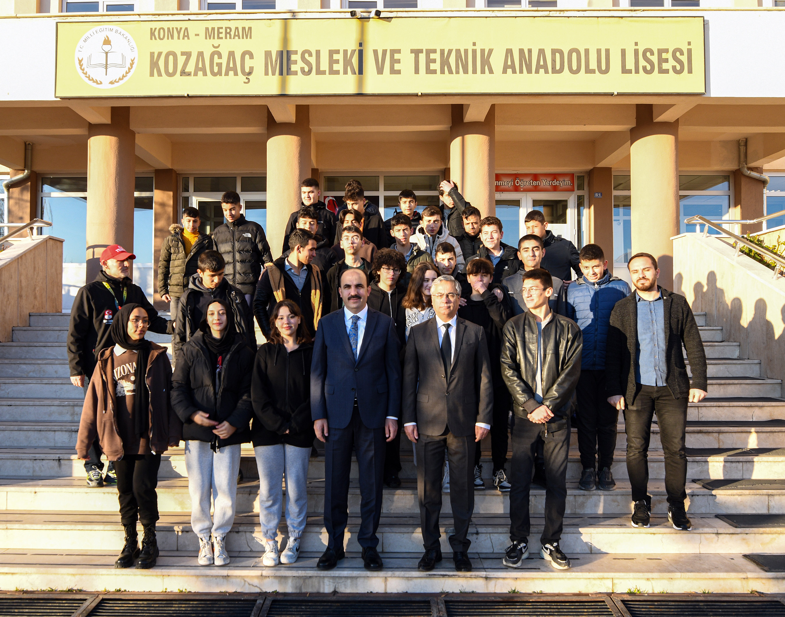 Başkan Altay 2023'ün İlk Ziyaretini Lise Öğrencilerine Yaptı