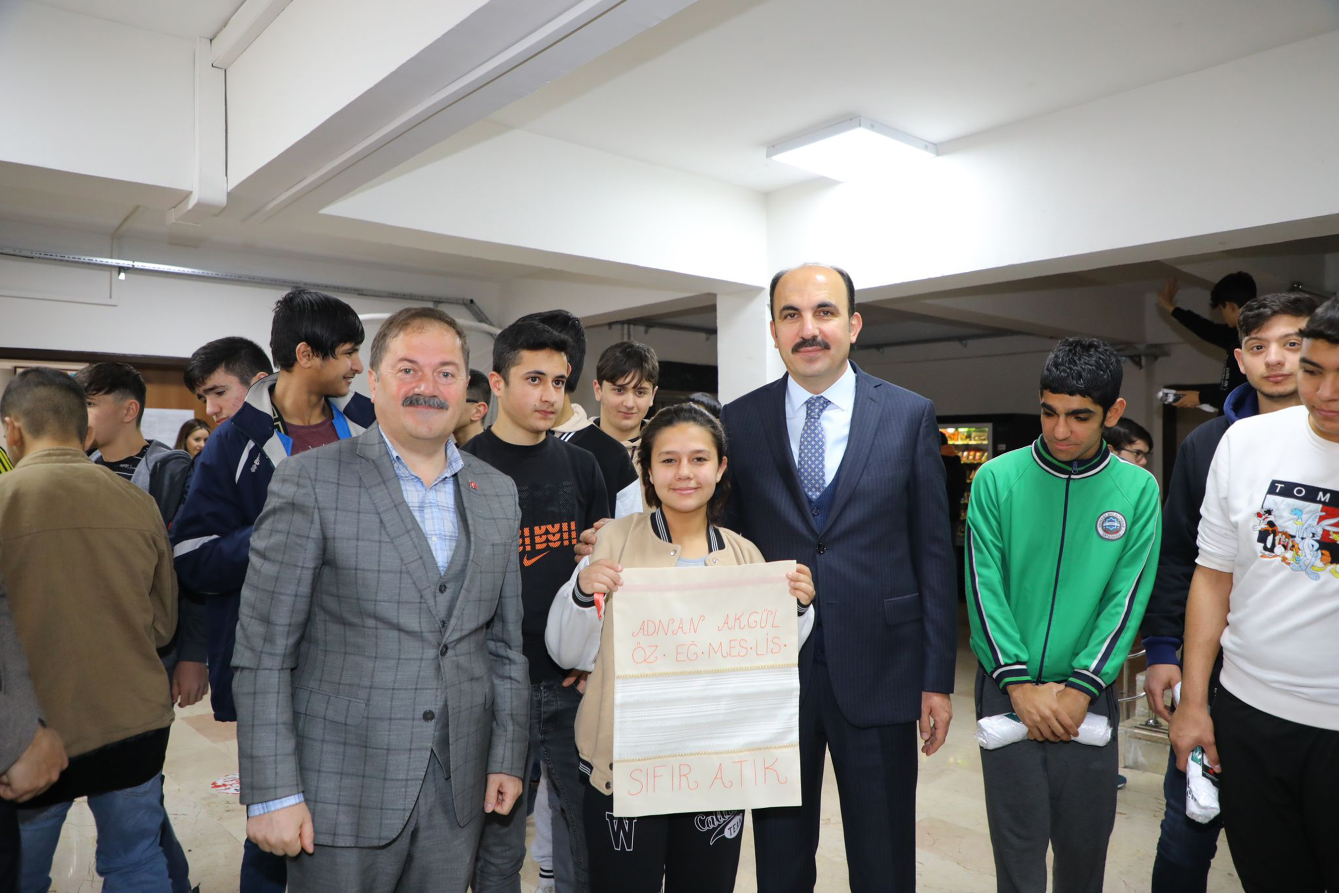 Başkan Altay Tarihi Konya Lisesi Konferans ve Spor Salonu İnşaatını İnceledi