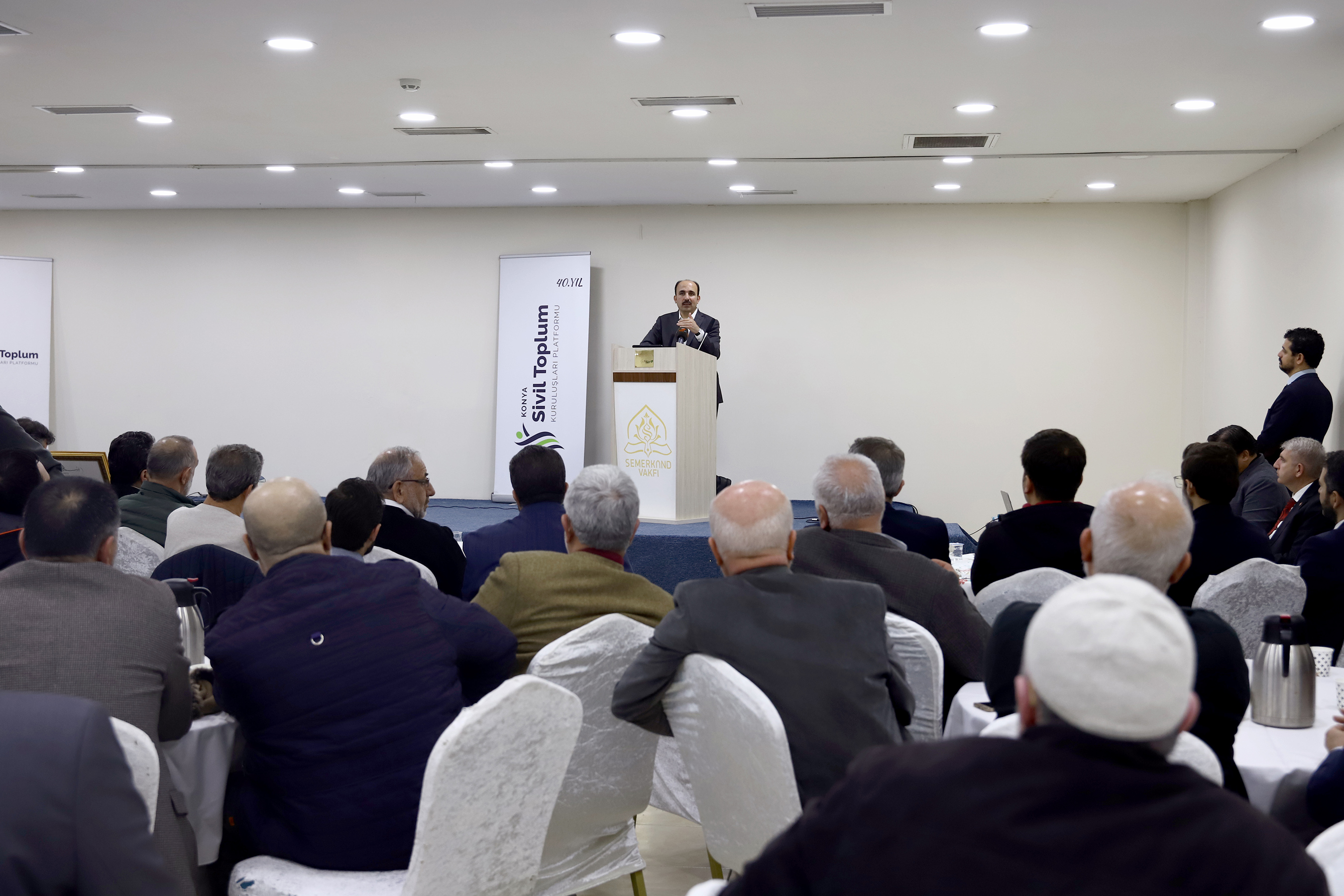 Başkan Altay Konya'nın Deprem Bölgesindeki Çalışmalarını Anlattı