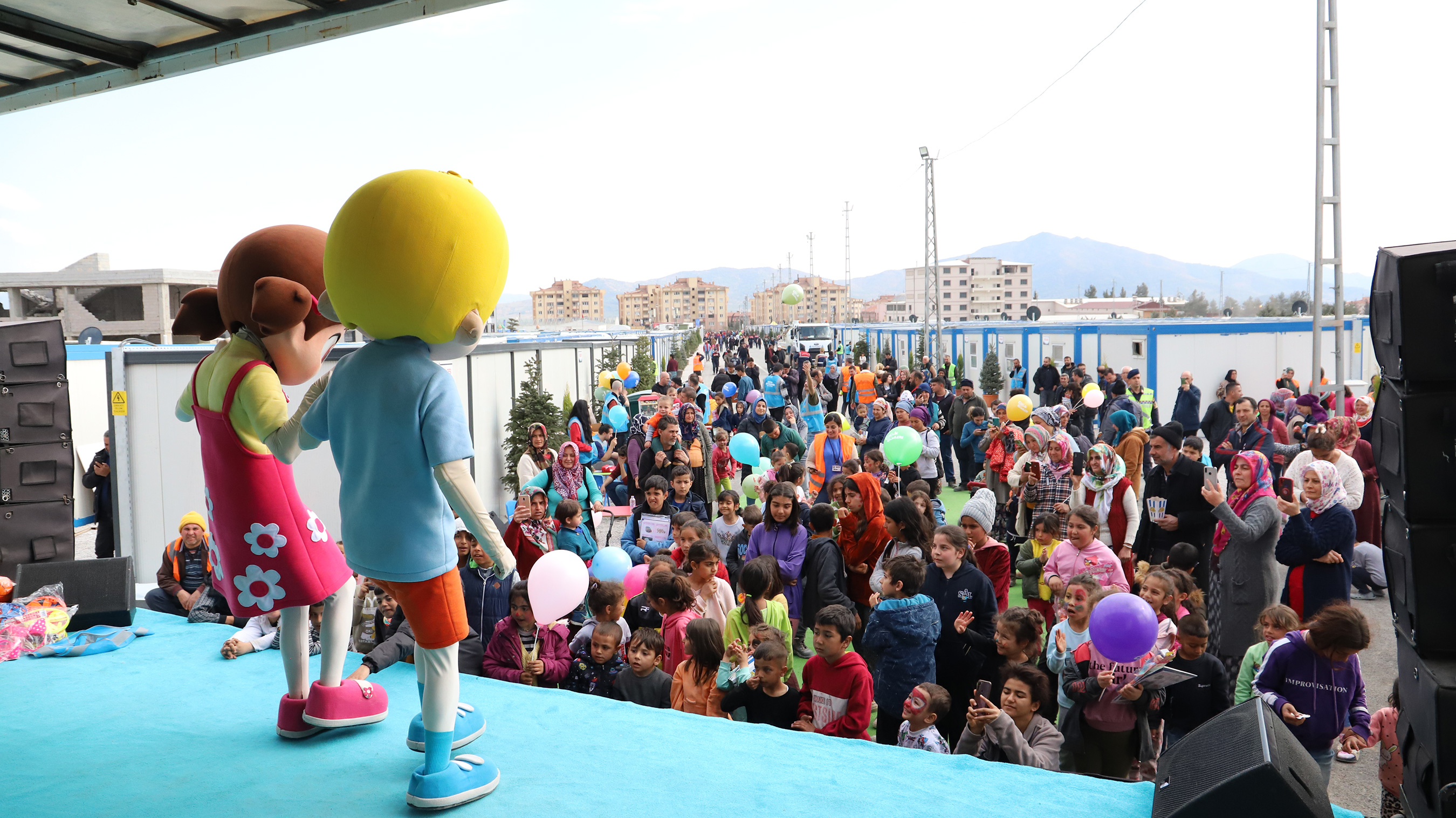 Konya Büyükşehir 11 İlde Depremzede Çocuklara Özel Etkinlikler Başlattı 