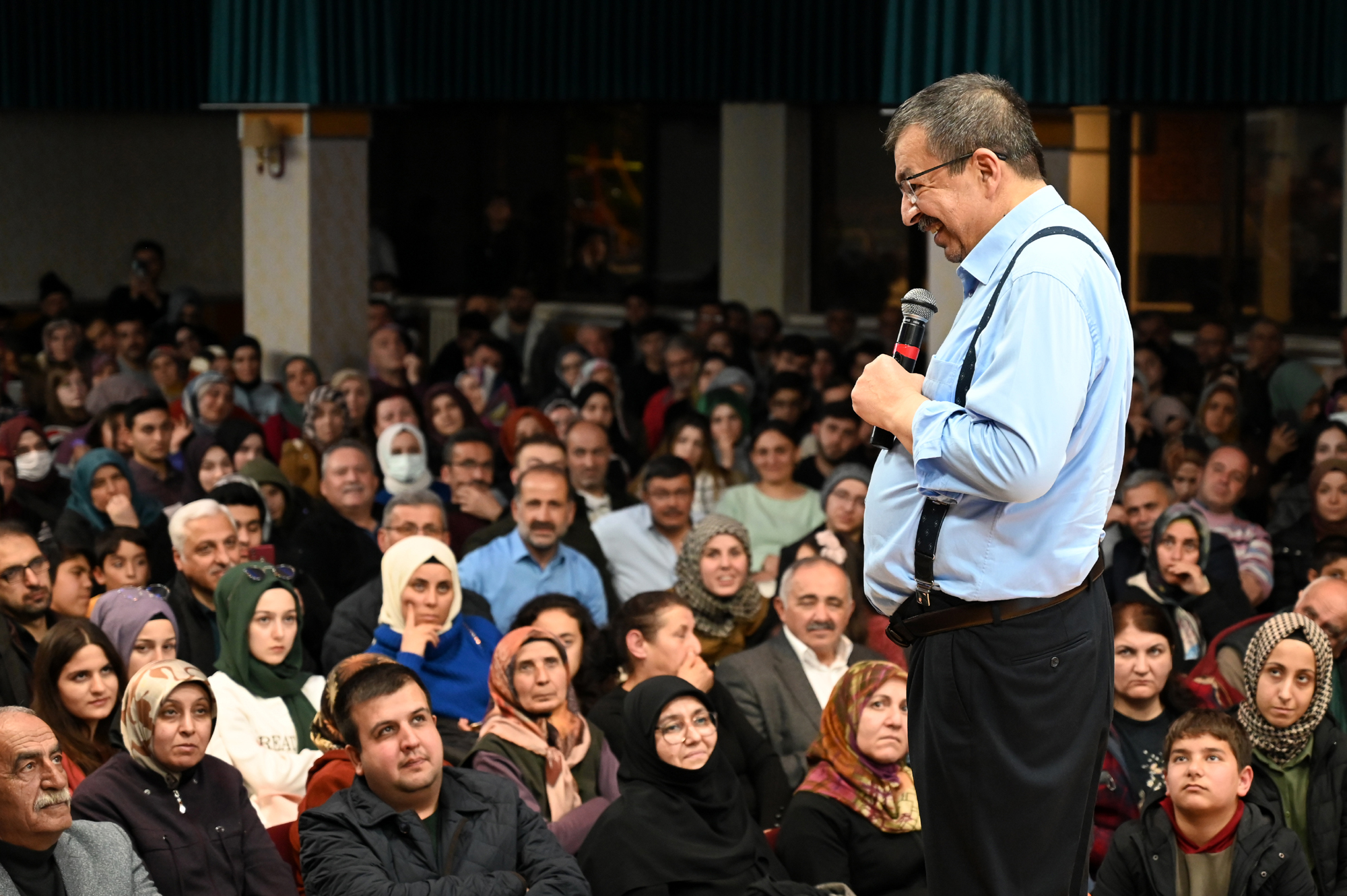 Dursun Ali Erzincanlı ve Hayati İnanç İlçe Şehir Konferanslarına Konuk Oldu