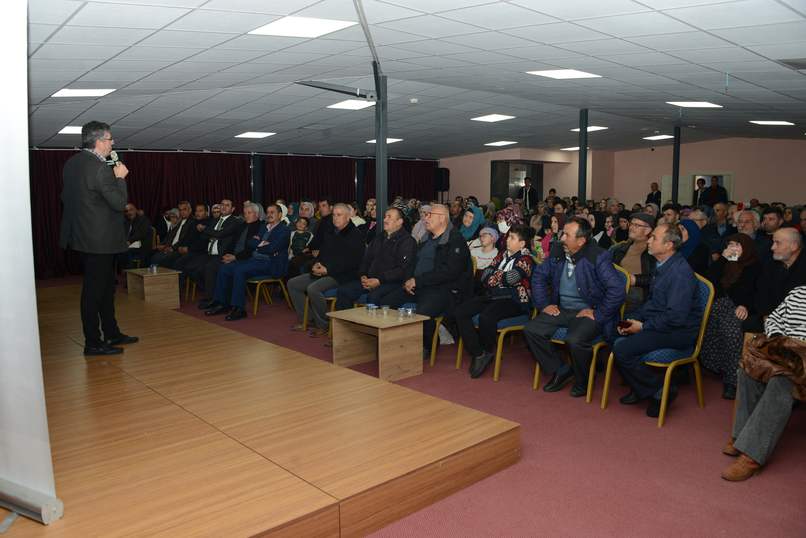 Konya Büyükşehir İlçe Şehir Konferanslarıyla Kültür Hayatını Canlandırıyor