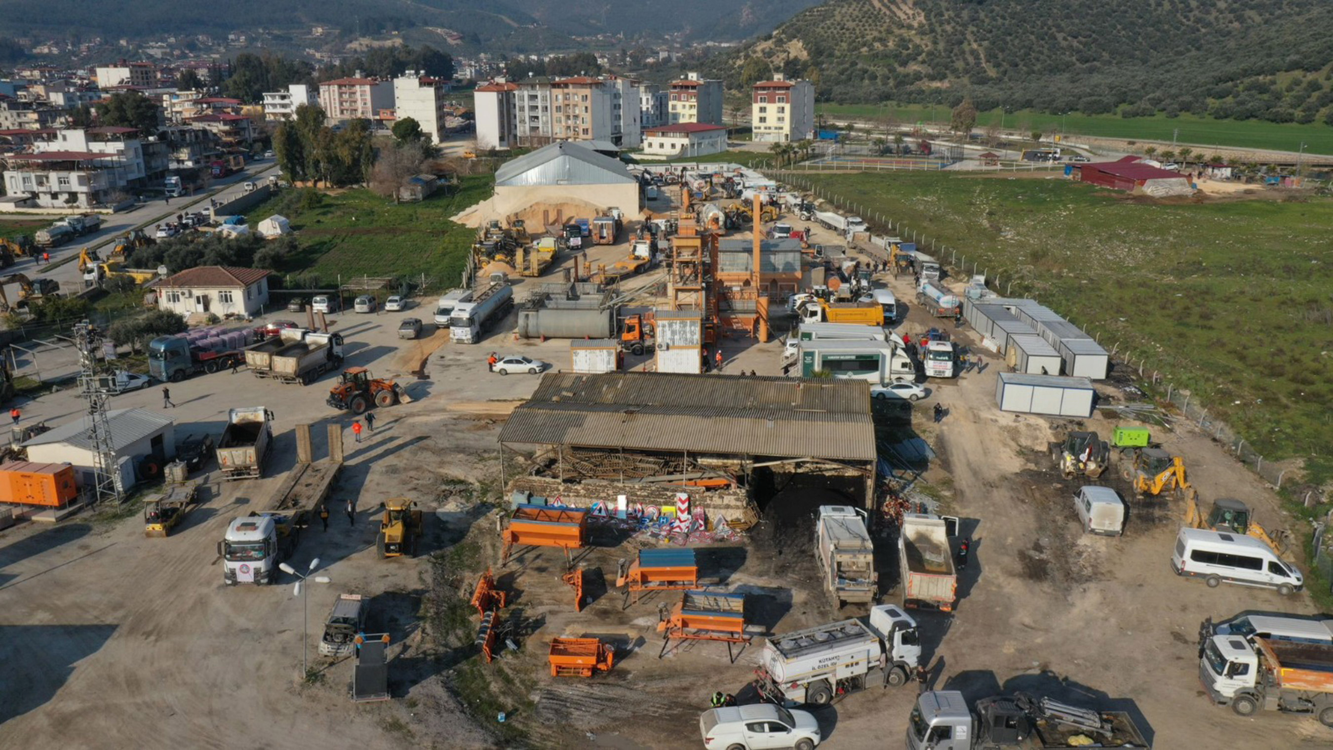 Hatay`da Su Şebekesine Konya Ekipleri Hayat Verdi