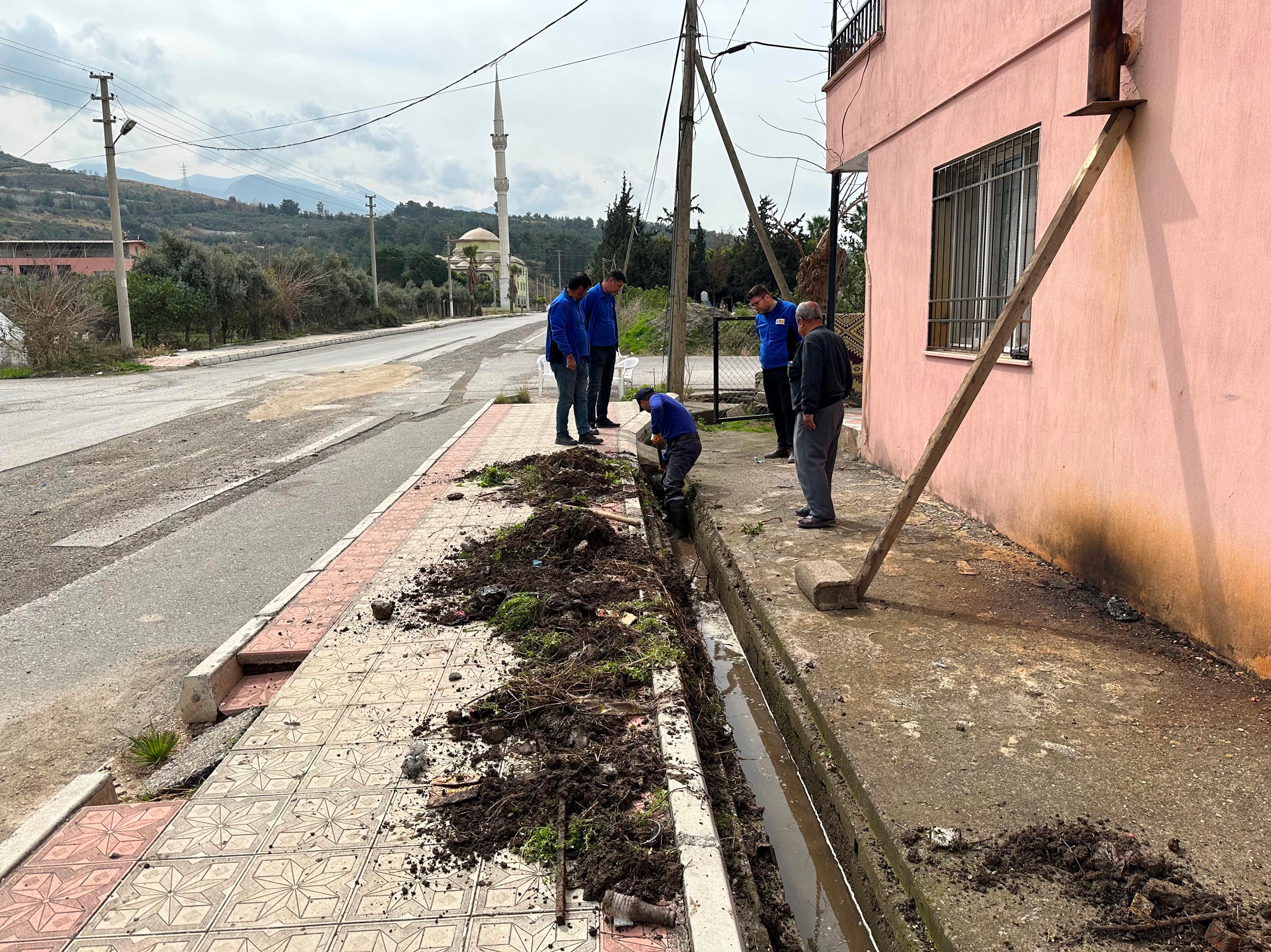 KOSKİ Ekipleri Hatay'da Kanal Taşkınına Müdahale Etti