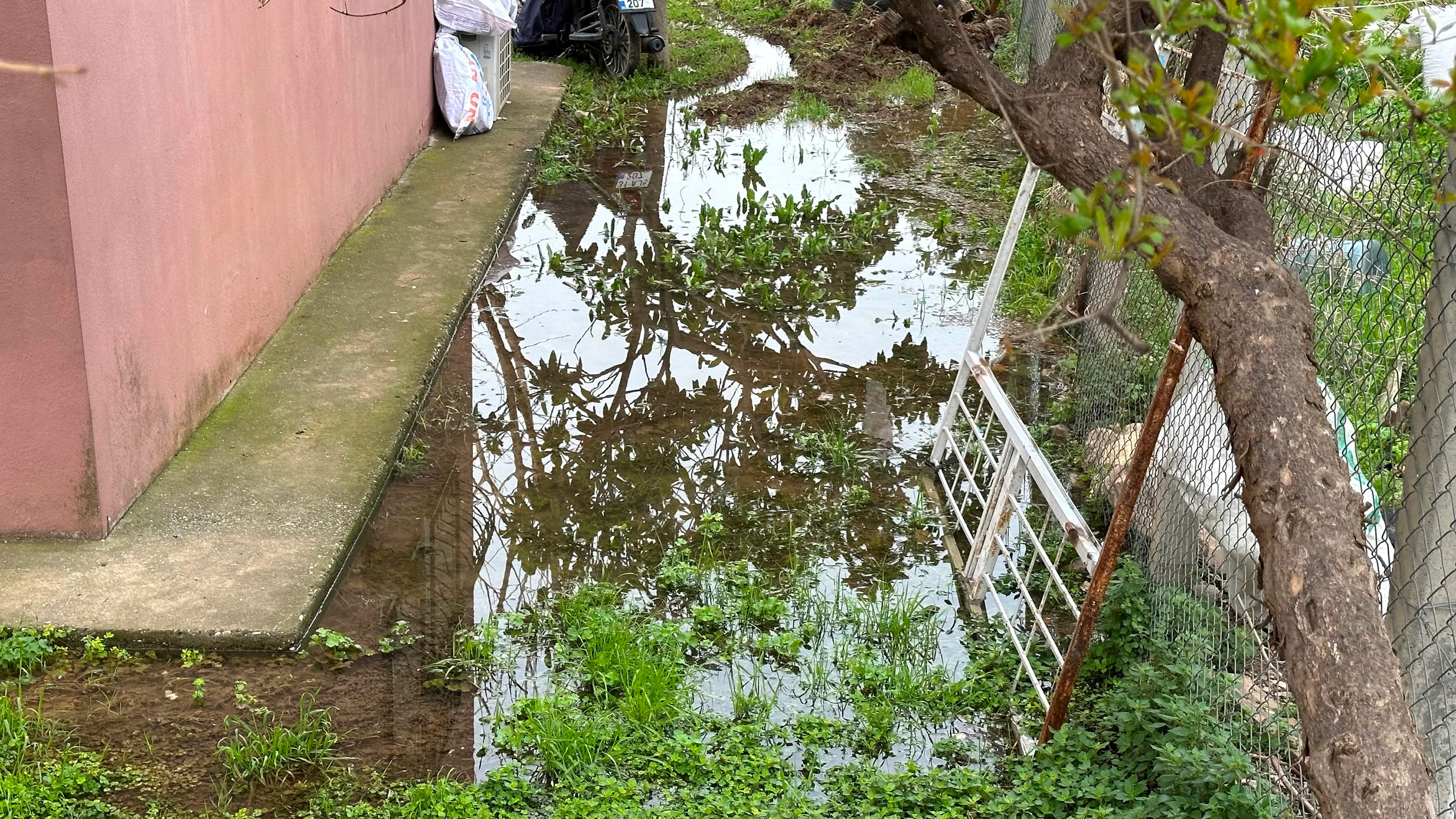KOSKİ Ekipleri Hatay'da Kanal Taşkınına Müdahale Etti