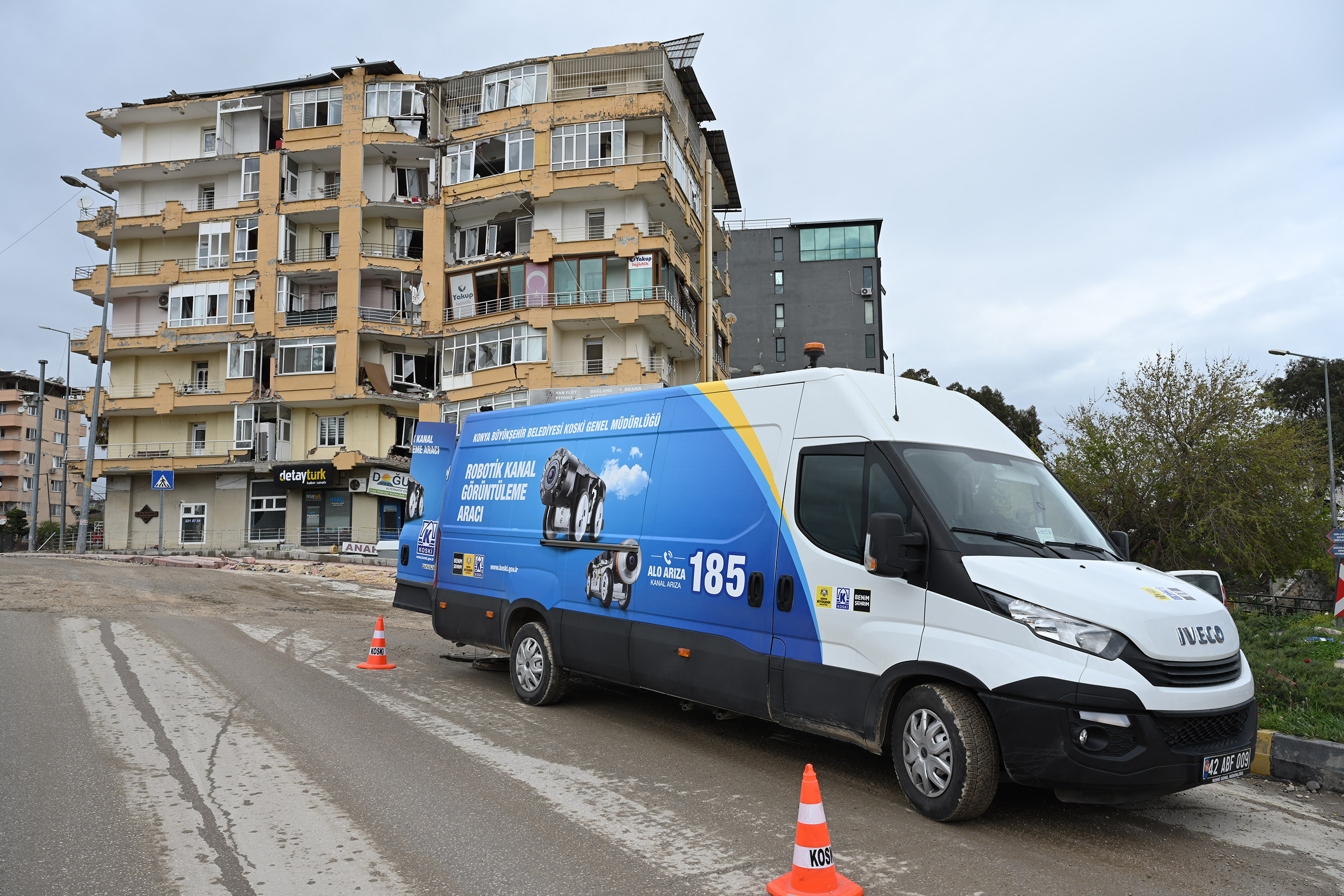 Konya Büyükşehir Hatay'da Kanal Arızalarını Robot Kameralarla Tespit Ediyor