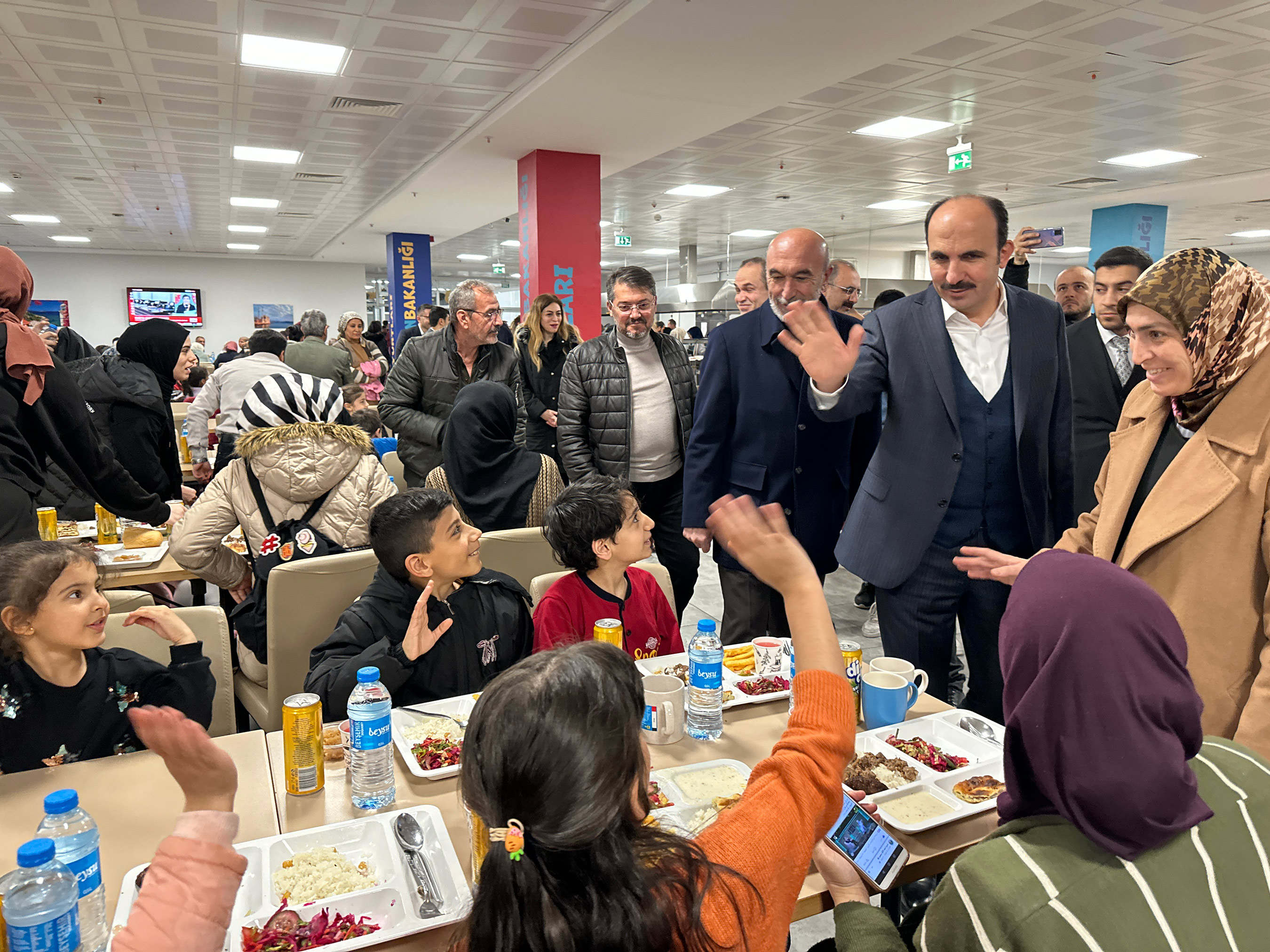 Başkan Altay Konya'daki Depremzedelerin İftar Bereketine Ortak Oldu