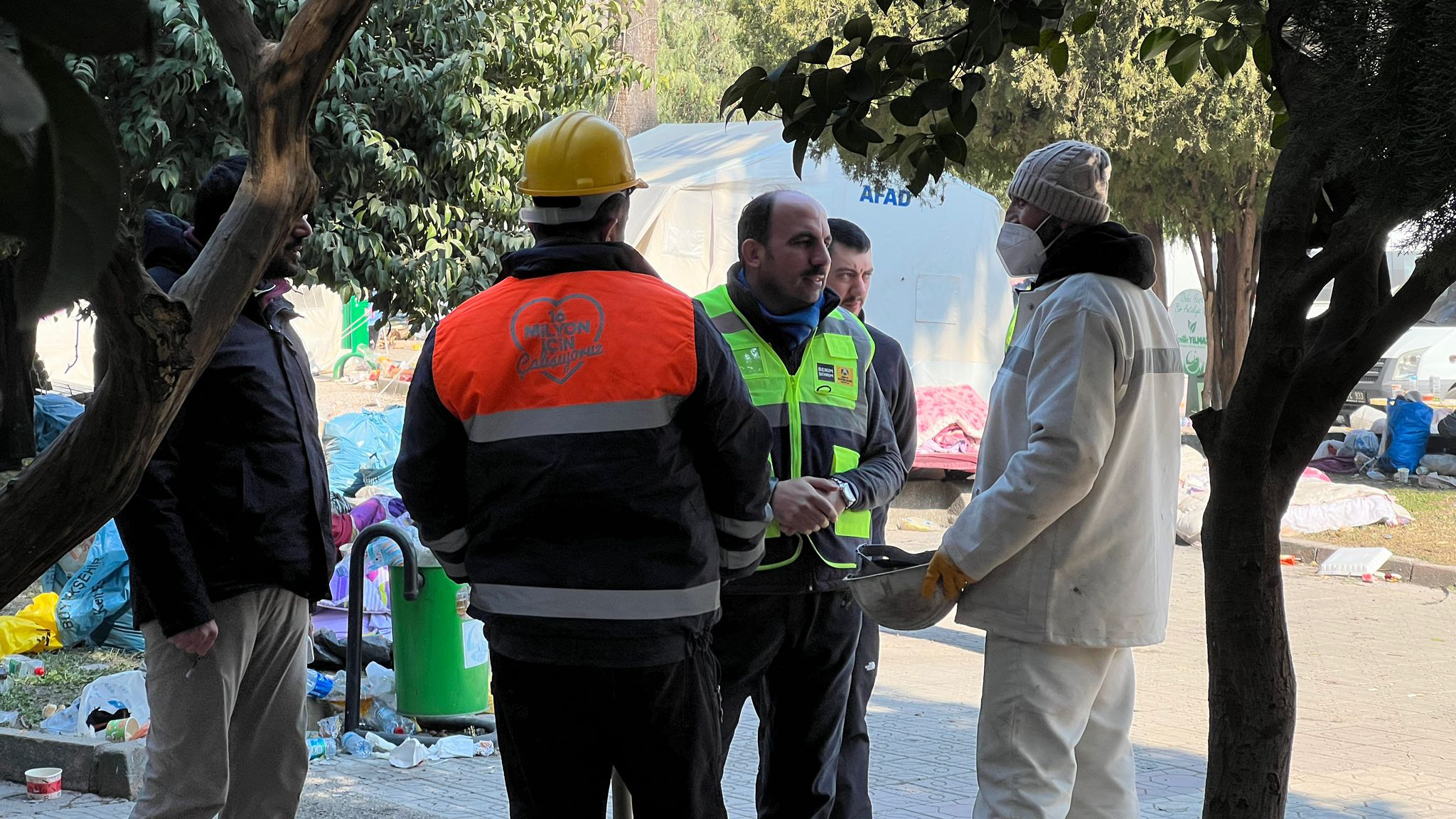 Başkan Altay Mobil Mutfak Tırı ve Ekmek Fırınında Yemek Dağıtımı Yaptı 