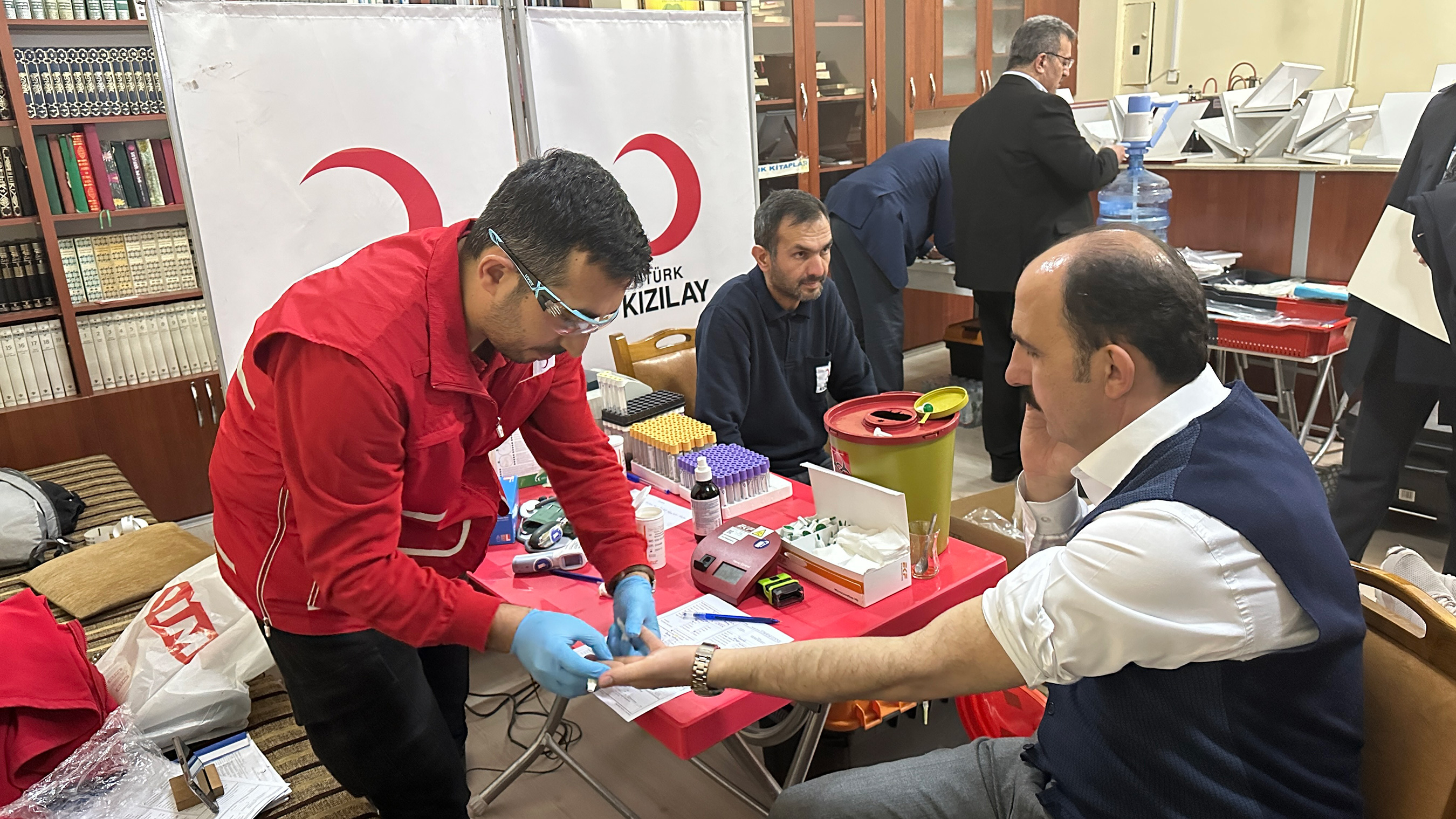 Başkan Altay Herkesi Kan Bağışı Yapmaya Davet Etti