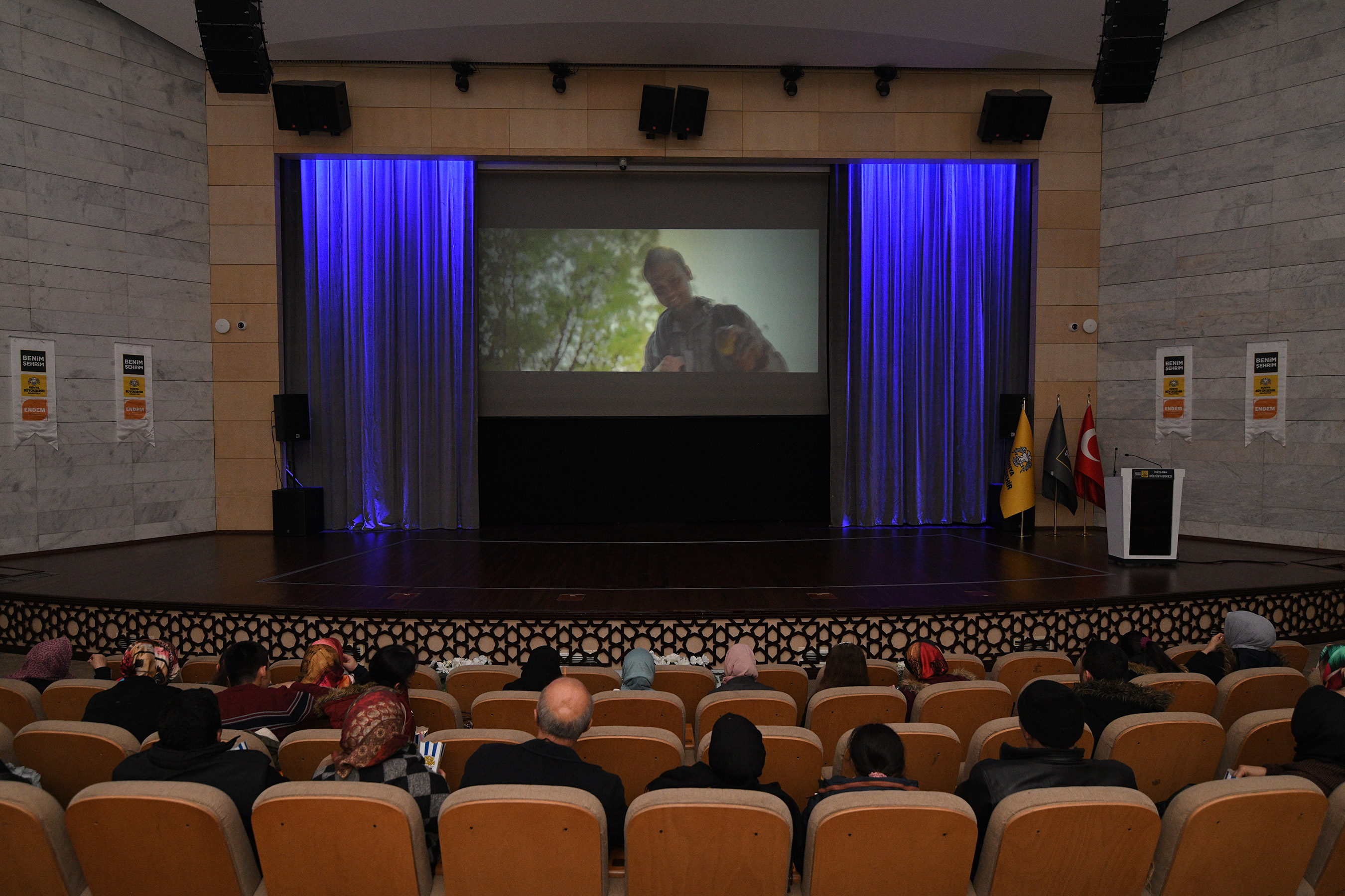 Konya Büyükşehir'den Görme Engellilere Yönelik Sinema Etkinliği