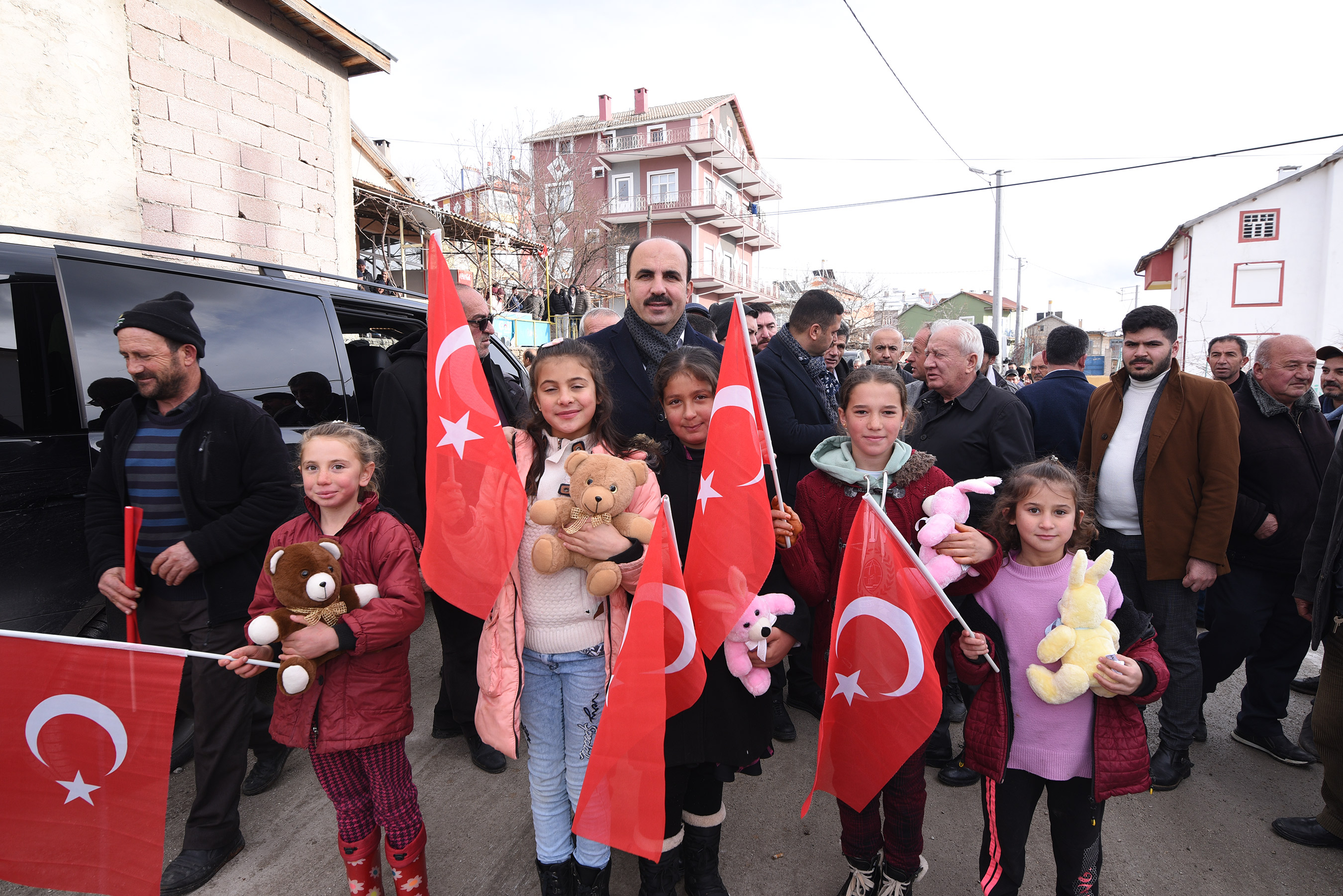 Başkan Altay Bozkır'ın Mahallelerini Ziyaret Etti 