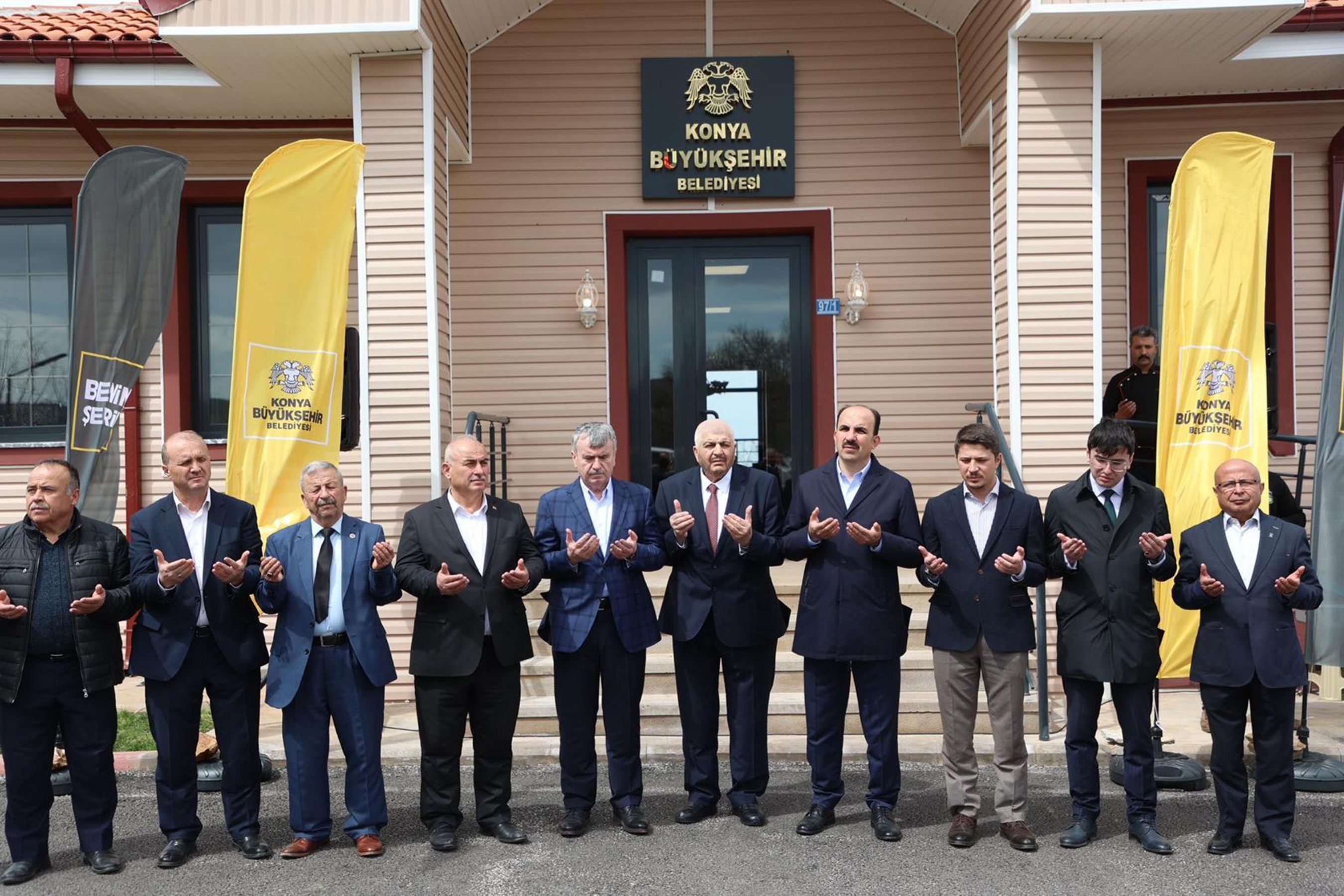 Başkan Altay: 'Doğanhisar Gölcük Mesire Alanı ve Dağ Restoranı Hayırlı Olsun'