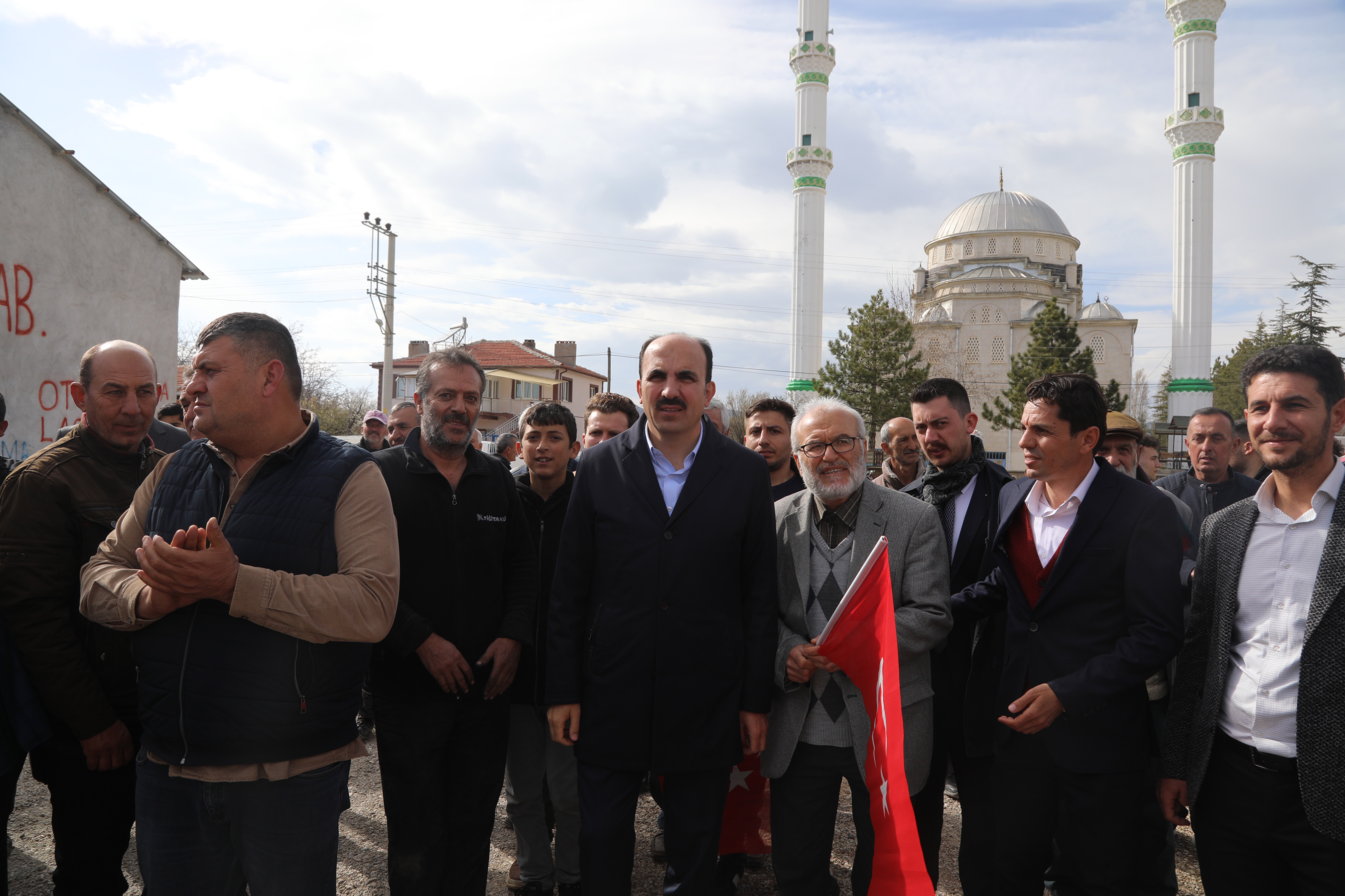 Başkan Altay: 'İlçelerimizi Merkez Standardına Getirmek İçin Çalışıyoruz'