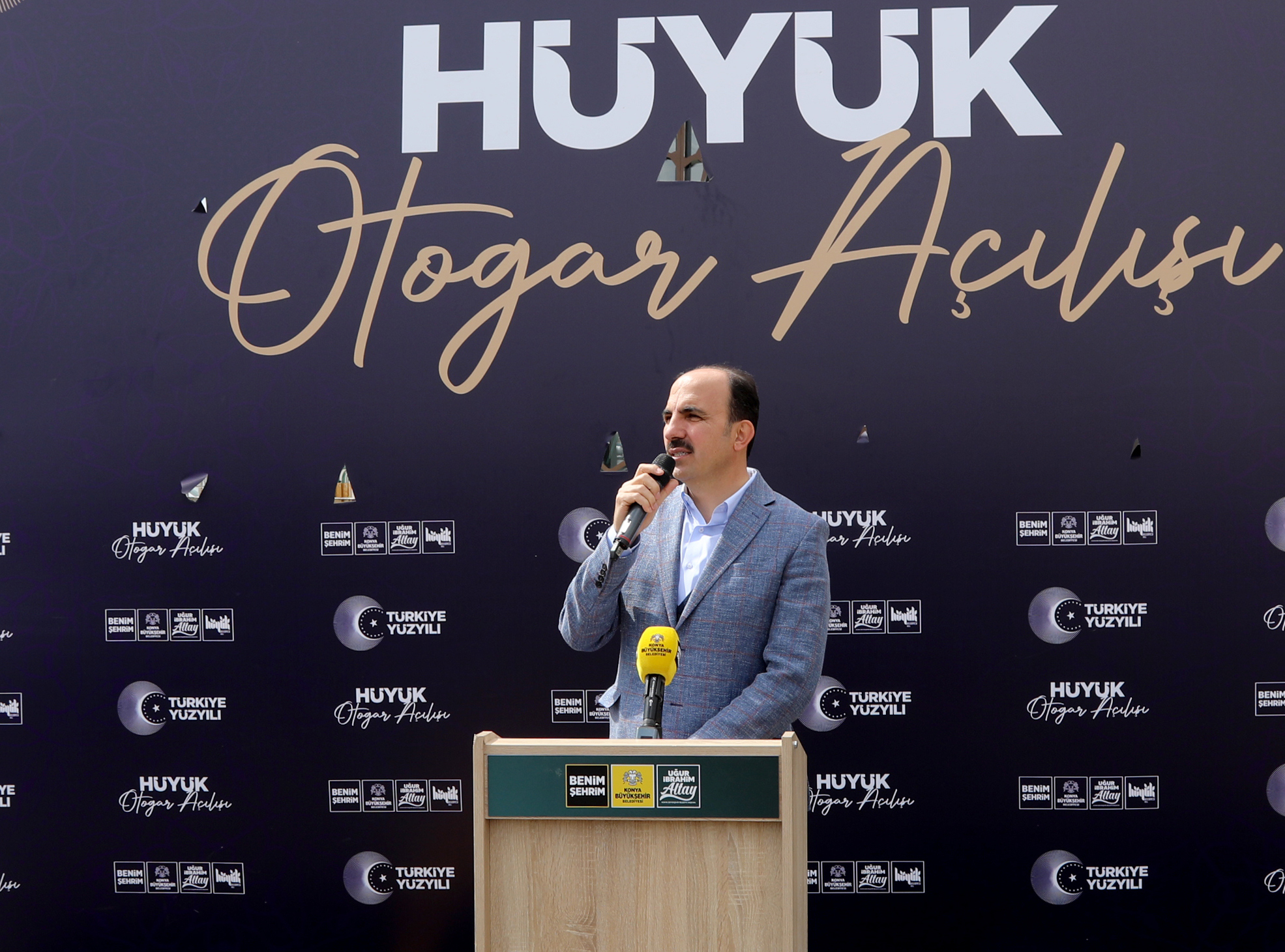 Başkan Altay: 'İlçelerimizi Merkez Standardına Getirmek İçin Çalışıyoruz'