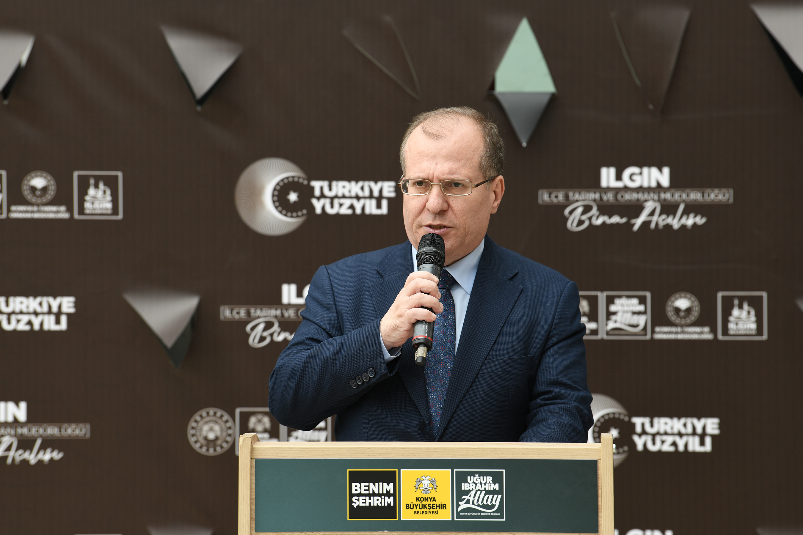 Başkan Altay: 'Büyük ve Güçlü Bir Türkiye İçin Gece Gündüz Çalışıyoruz'