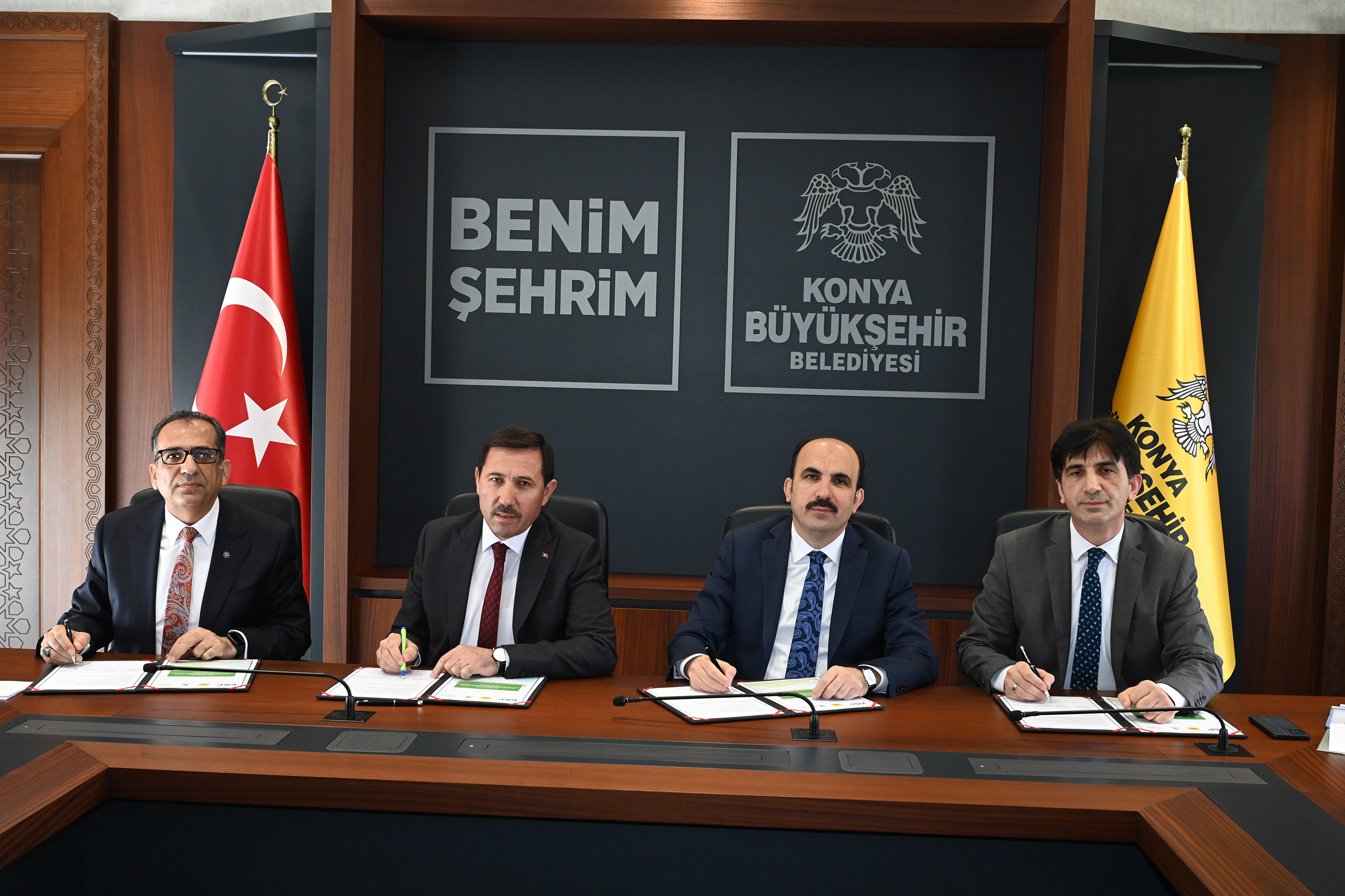 Başkan Altay: “Apa Barajı Sulaması Kanal Rehabilitasyonu ile 70 Milyon Metreküp Suyu Geri Kazacağız”