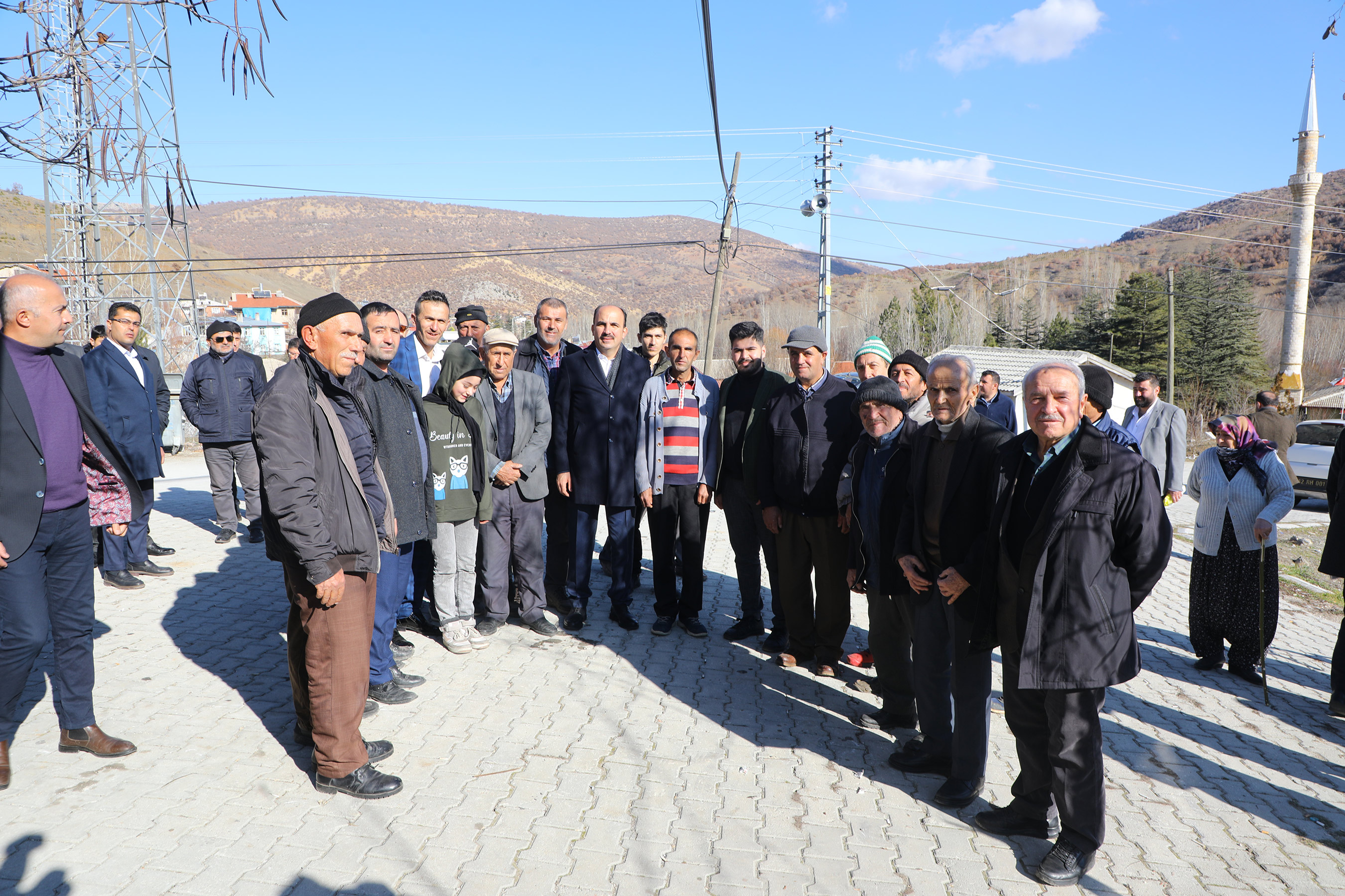 Güneysınır Kapalı Pazar Yeri ve Düğün Salonu'nun Temeli Atıldı