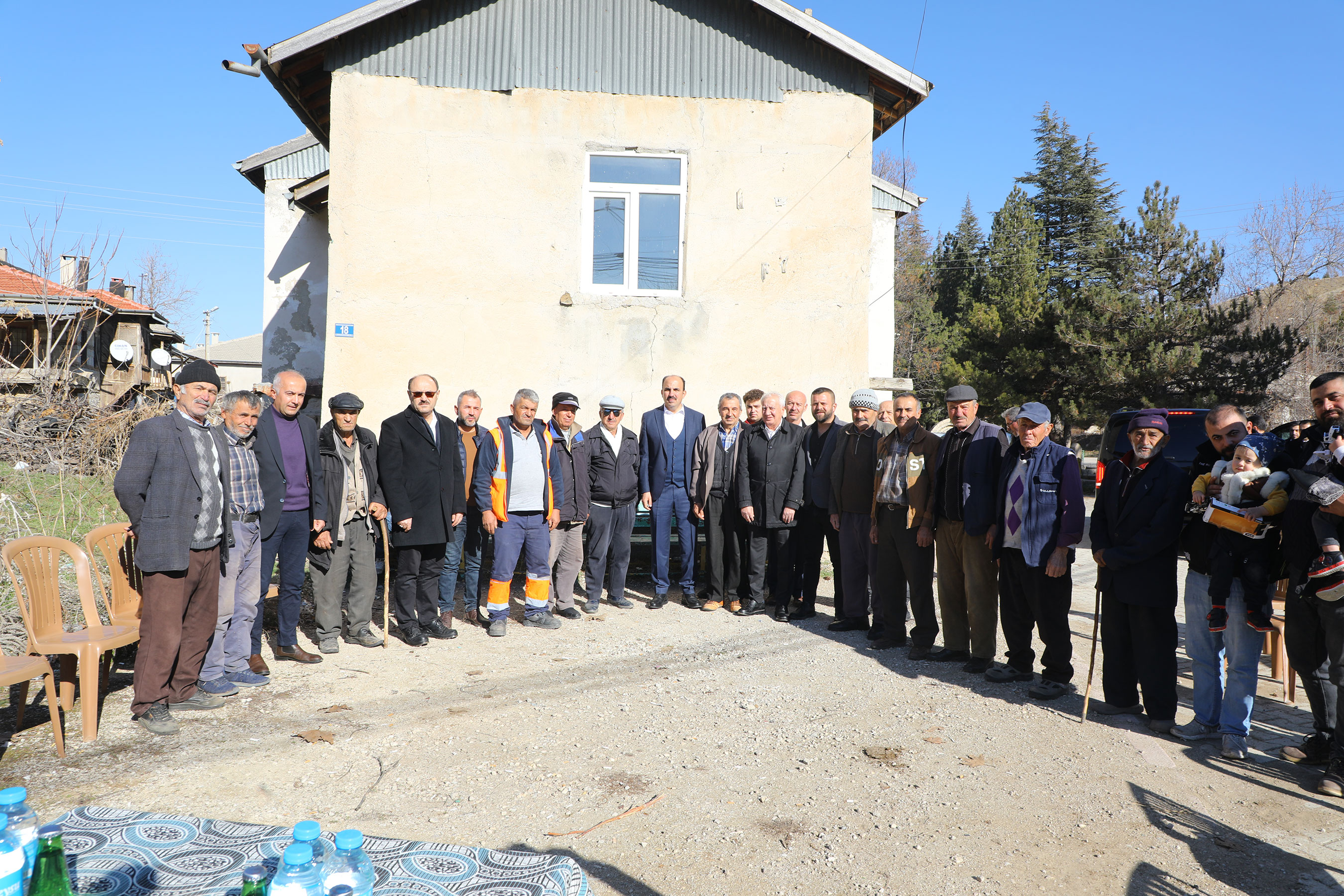 Güneysınır Kapalı Pazar Yeri ve Düğün Salonu'nun Temeli Atıldı