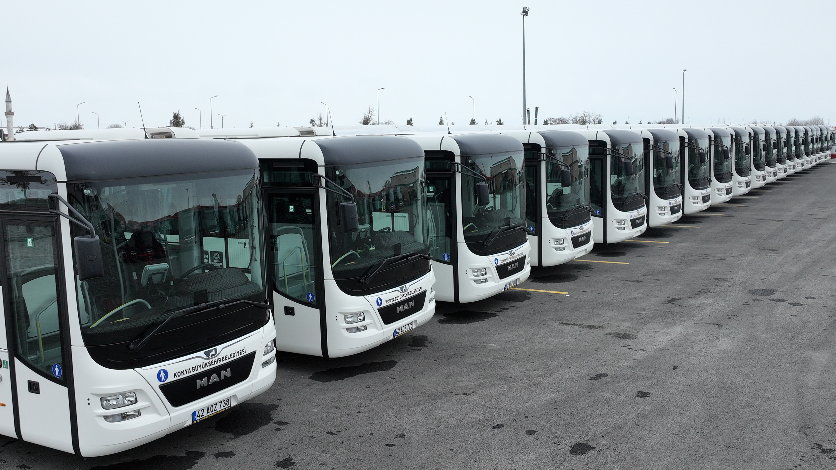 Konya Büyükşehir Otobüs Filosu 20 Yeni Otobüsle Daha Güçlendi 