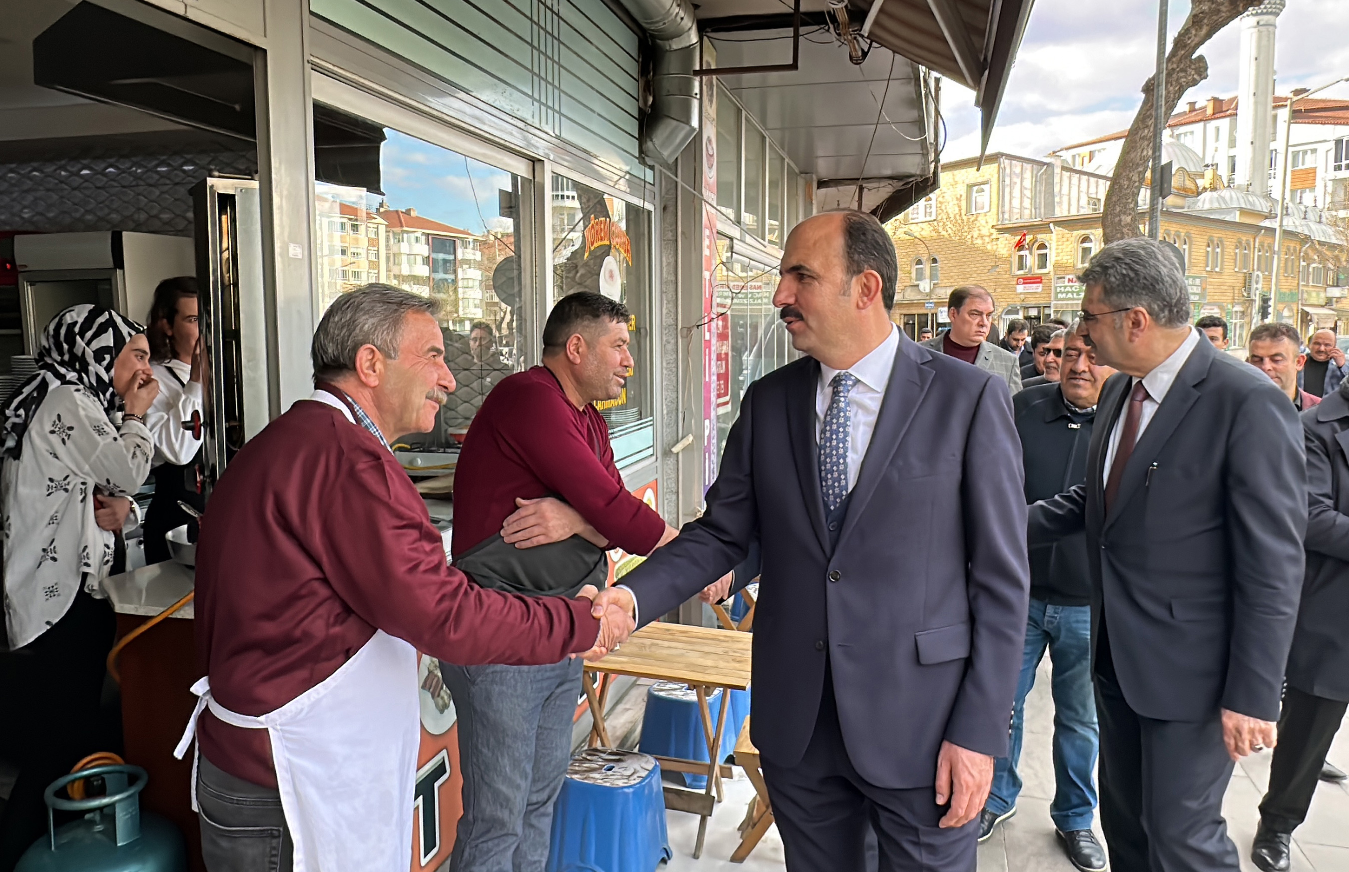 Büyükşehir'in Akşehir'e Kazandırdığı Kapalı Pazar Yeri'nin Açılışı Yapıldı