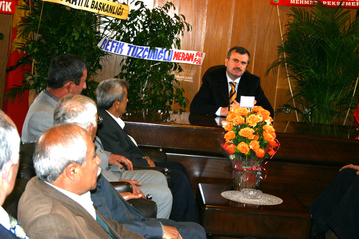 Muhtarlardan Tebrik