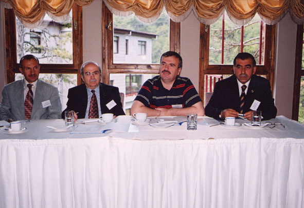 BAŞKAN AKYÜREK?TEN UYARI ?Çevreye Sahip Çıkılmalı?