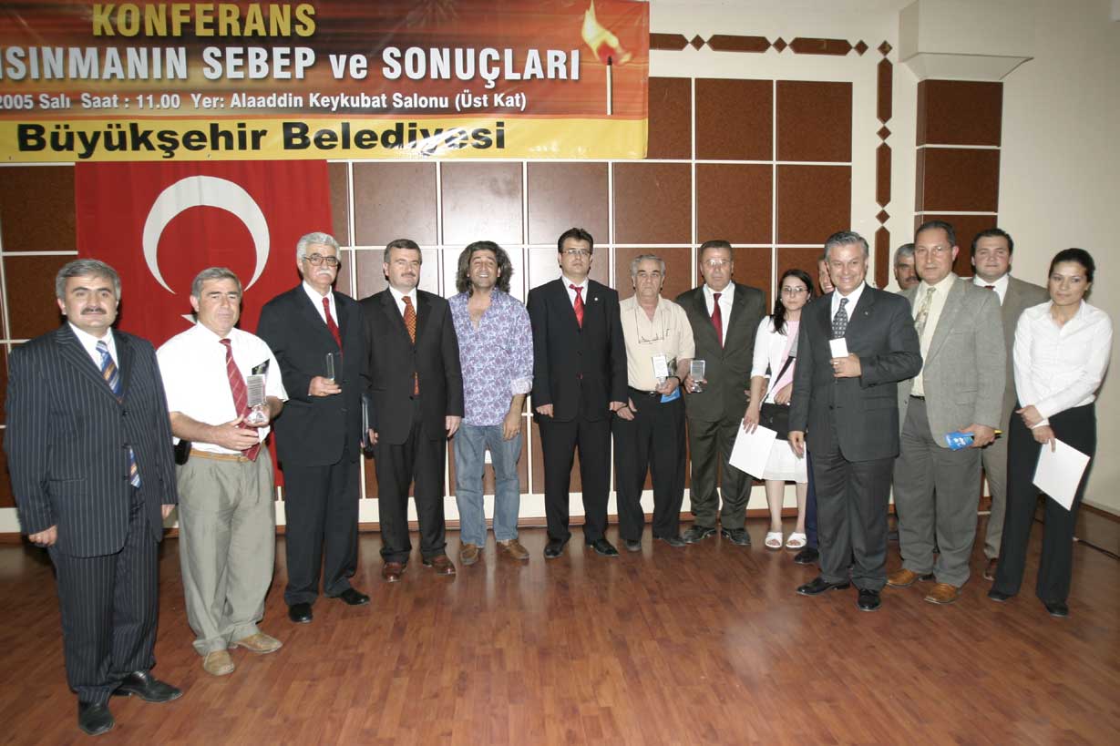Küresel Isınma Konulu Konferansa Yoğun İlgi