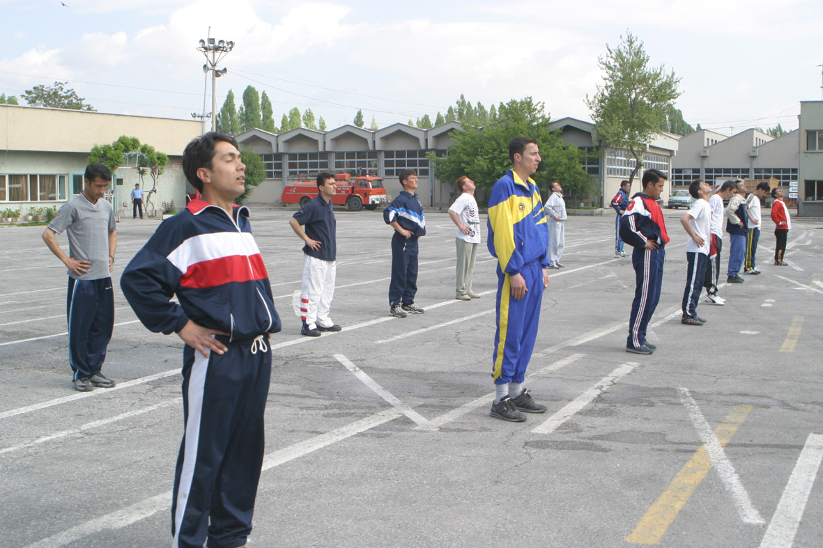İtfaiye Erleri Spor Yapıyor