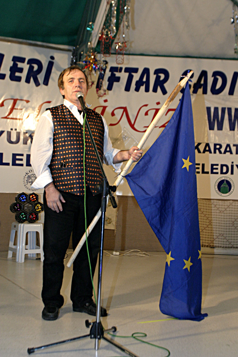 Ulvi Alacakaptan Şov