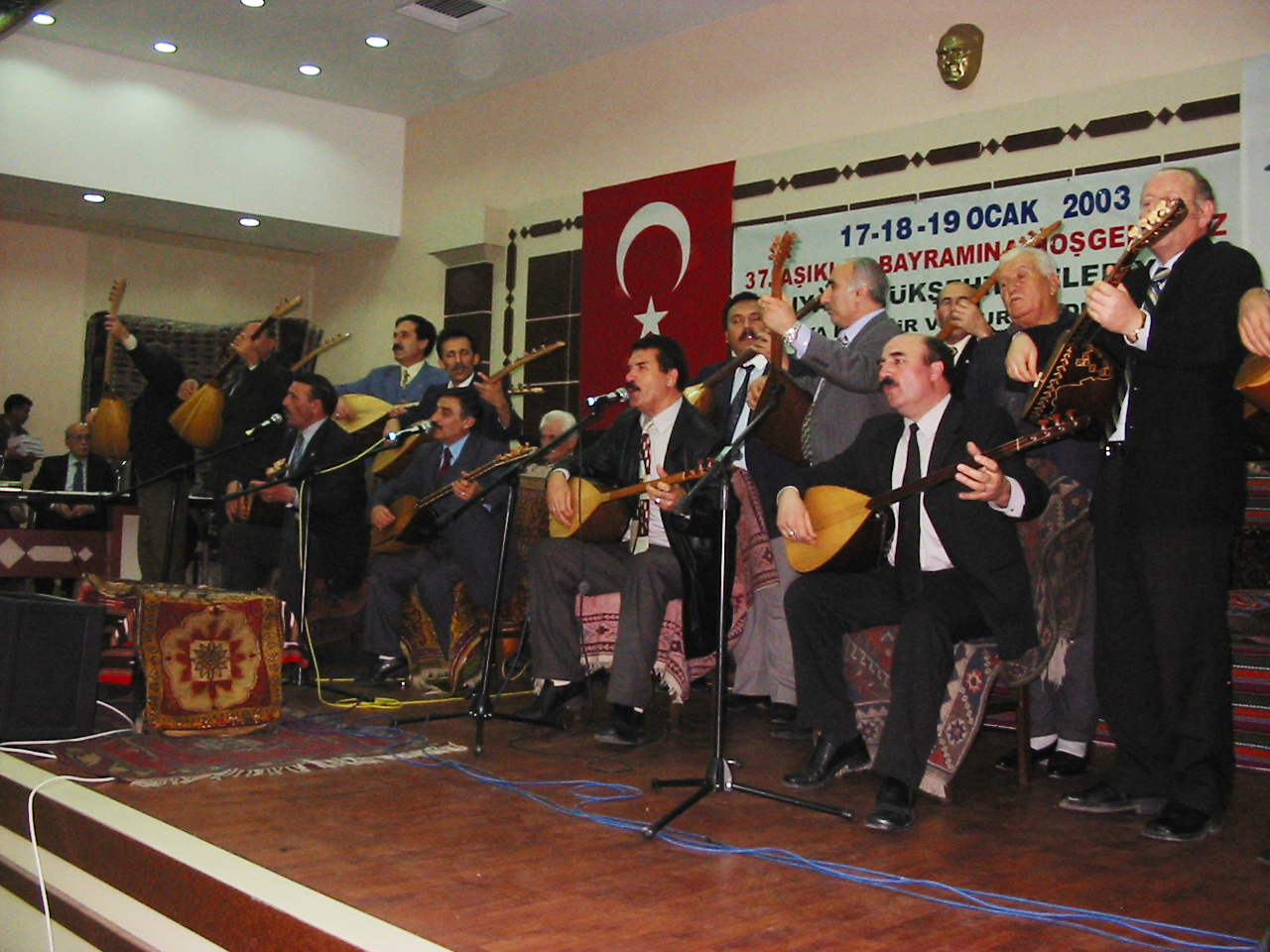37. Aşıklar Bayramı Büyük Bir Çoşkuyla Başladı