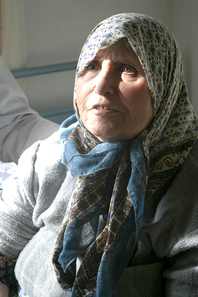 Özürlüler Merkezinden Yardım Eli