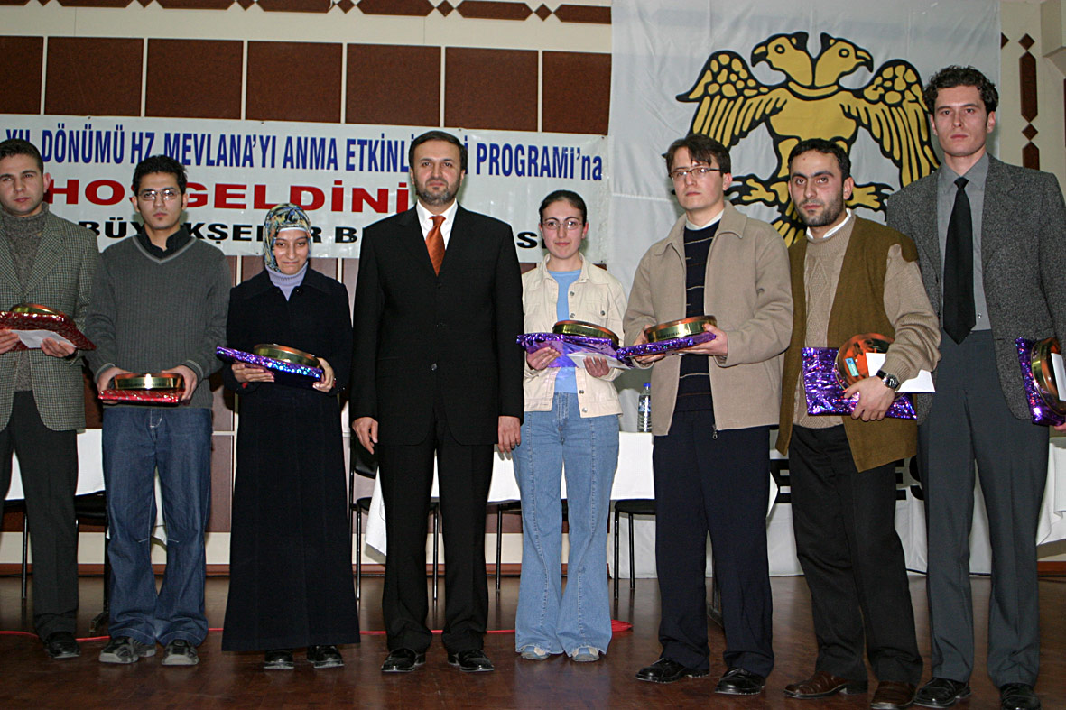 Büyükşehirden Öğrencilere 10 MİLYAR LİRA