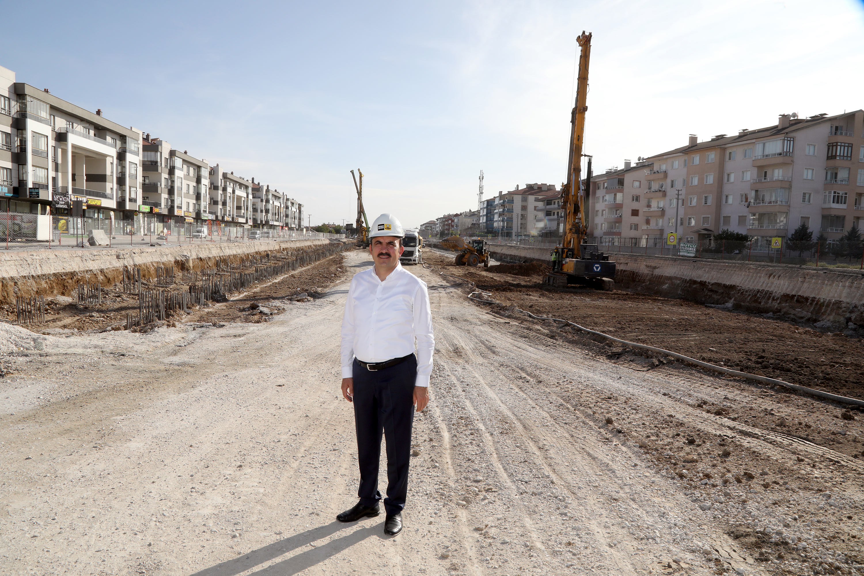 BAŞKAN ALTAY: “ŞEHİR HASTANESİ ÖNÜNDEKİ KÖPRÜLÜ KAVŞAĞI BAHAR AYLARINDAN ÖNCE TAMAMLAYACAĞIZ”