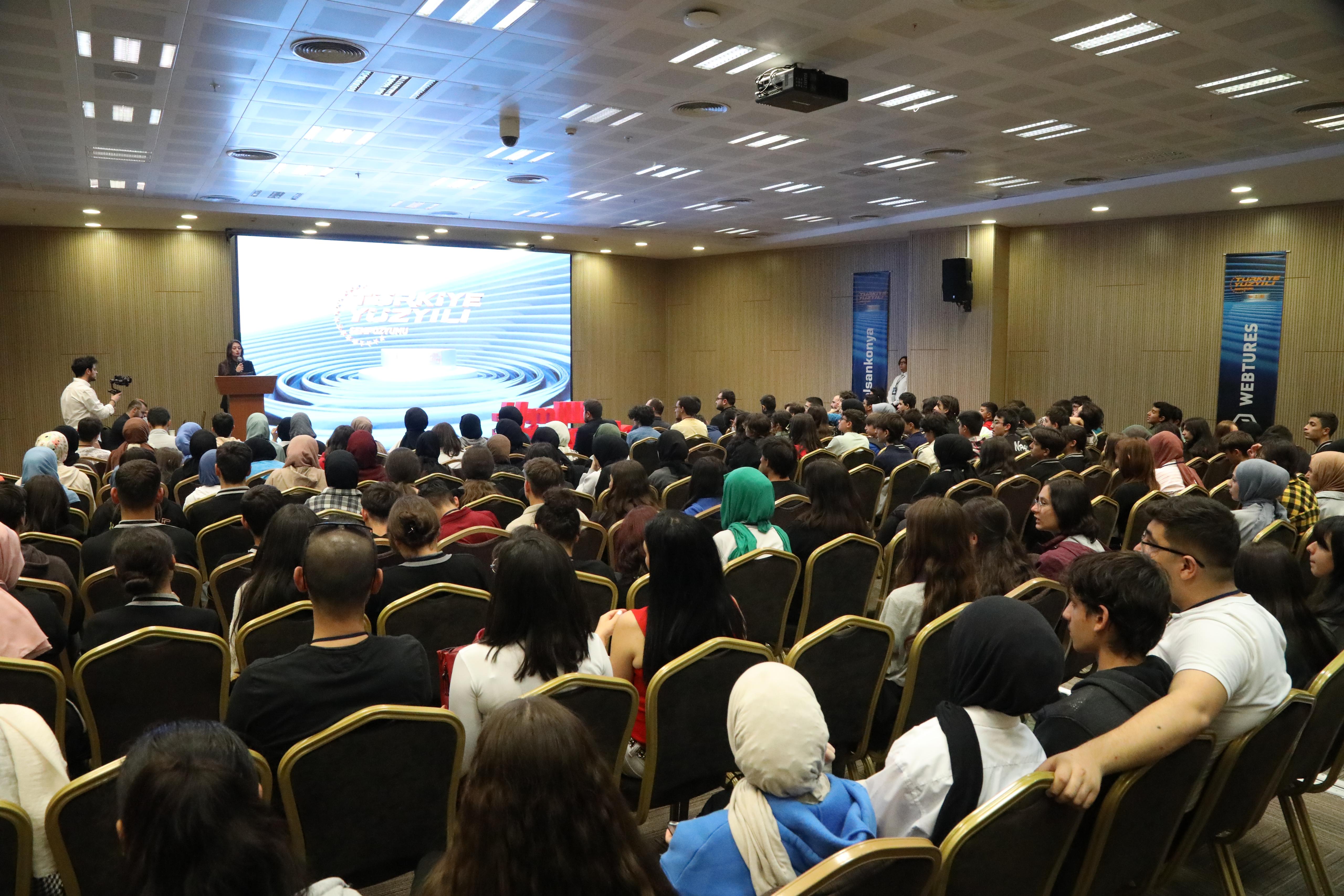 “KONYA BİLİM GÜNLERİ” BİLİM MERKEZİ’NDE KAPILARINI AÇTI