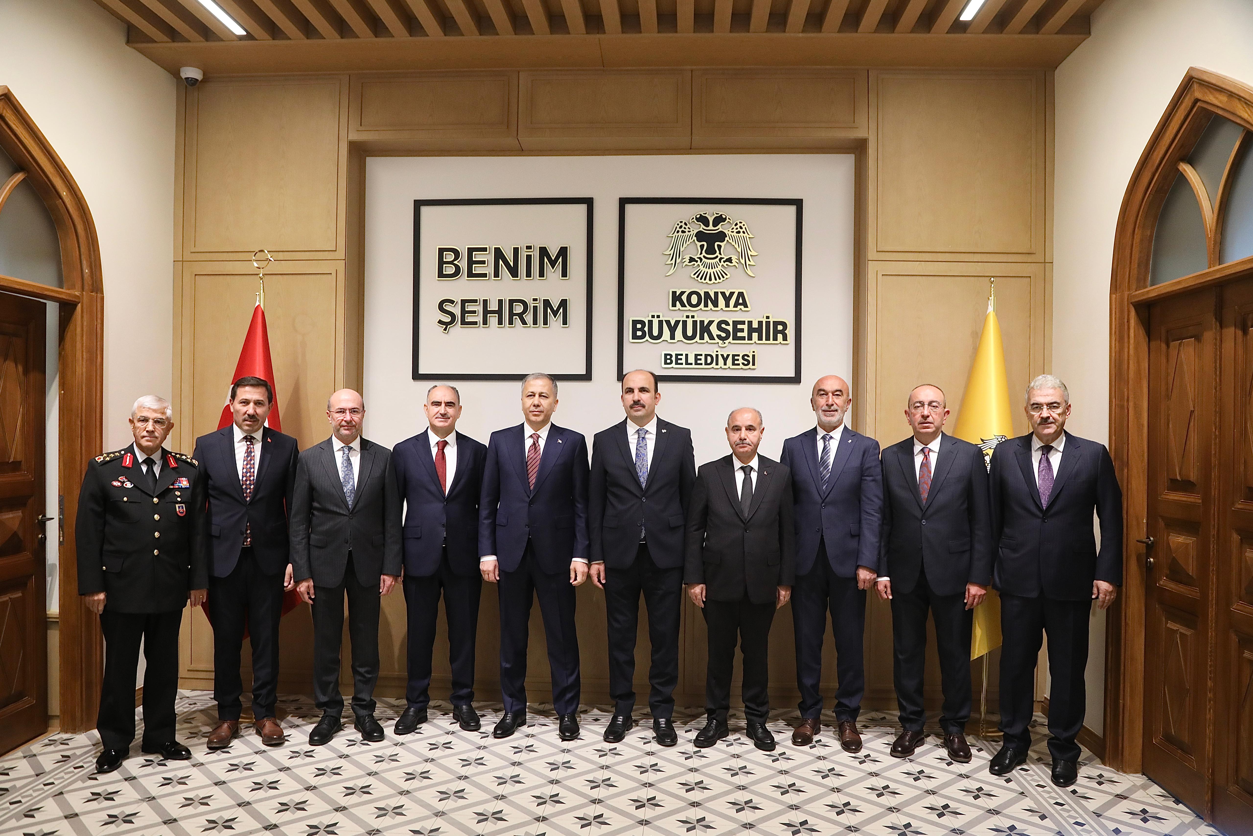 İÇİŞLERİ BAKANI YERLİKAYA BAŞKAN ALTAY’I ZİYARET ETTİ