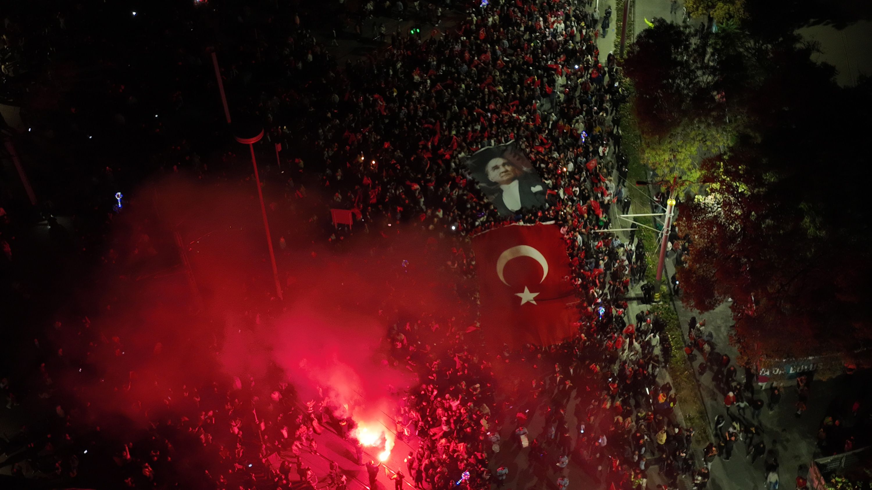 KONYA'DA CUMHURİYET'İN 100. YILI COŞKUYLA KUTLANDI