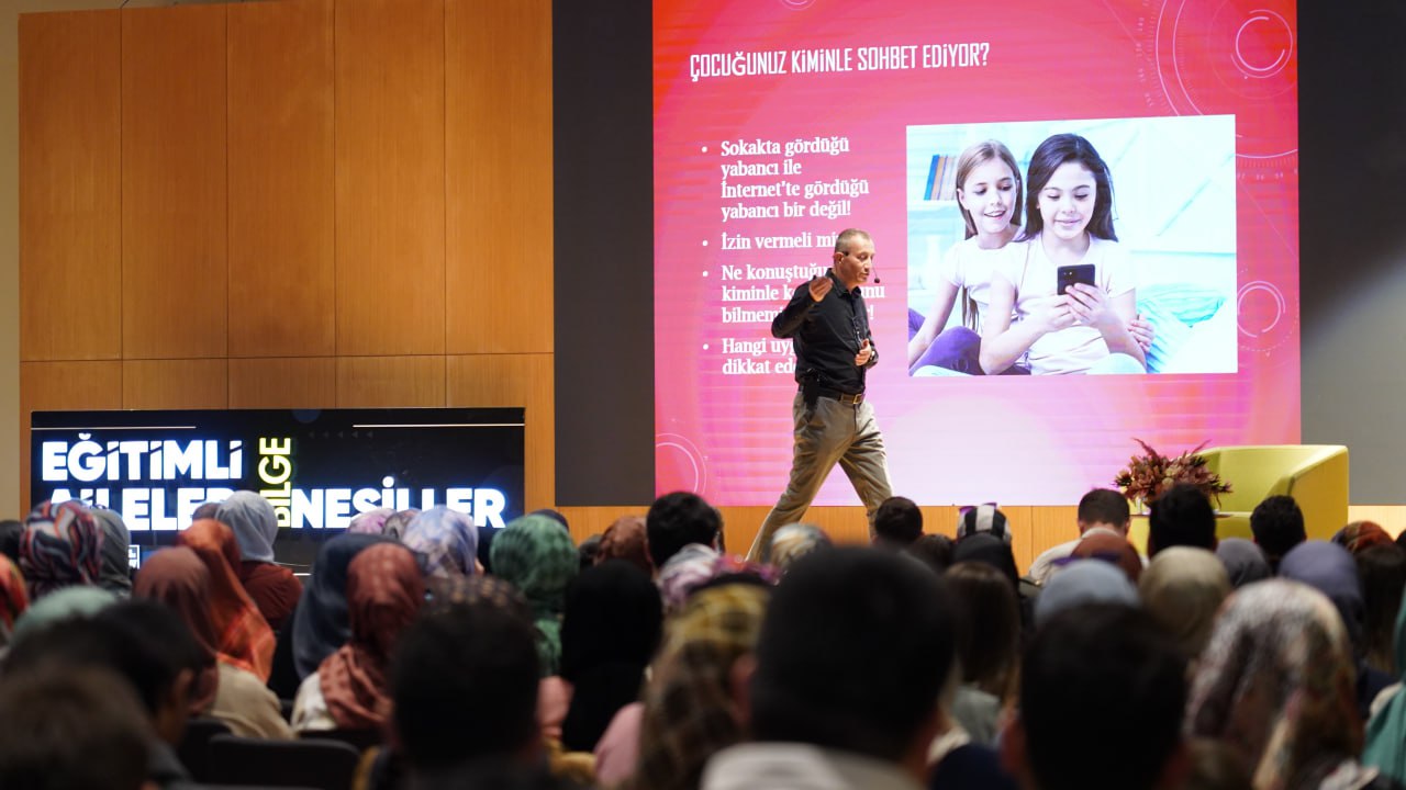 BİLGEHANELER’DE “EĞİTİMLİ AİLELER BİLGE NESİLLER” PROGRAMLARI SÜRÜYOR