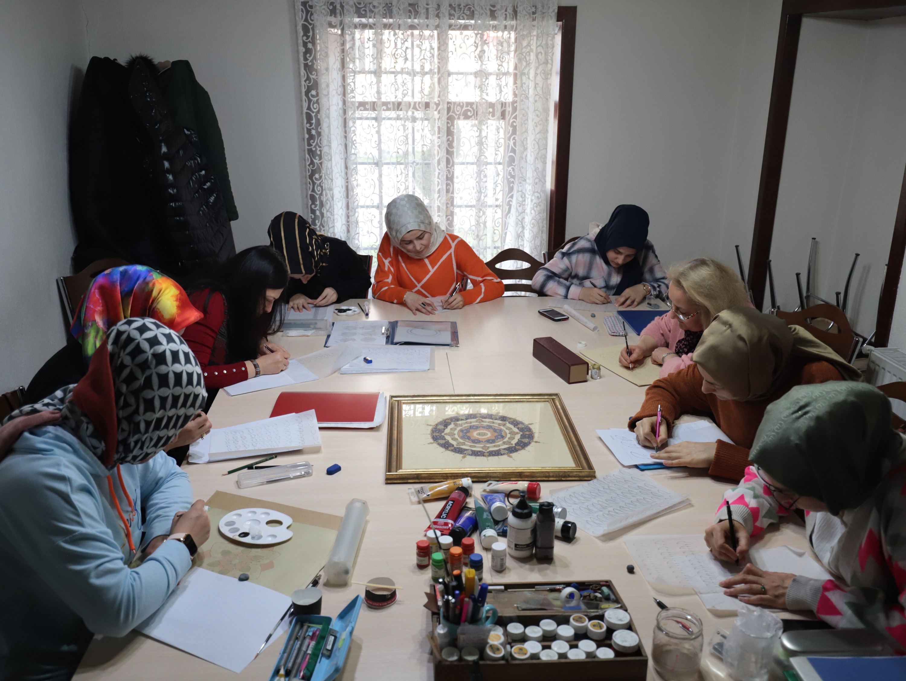 KONYA BÜYÜKŞEHİR TÜRK-İSLAM SANATLARI AKADEMİSİ’NDE KAYIT HEYECANI BAŞLADI