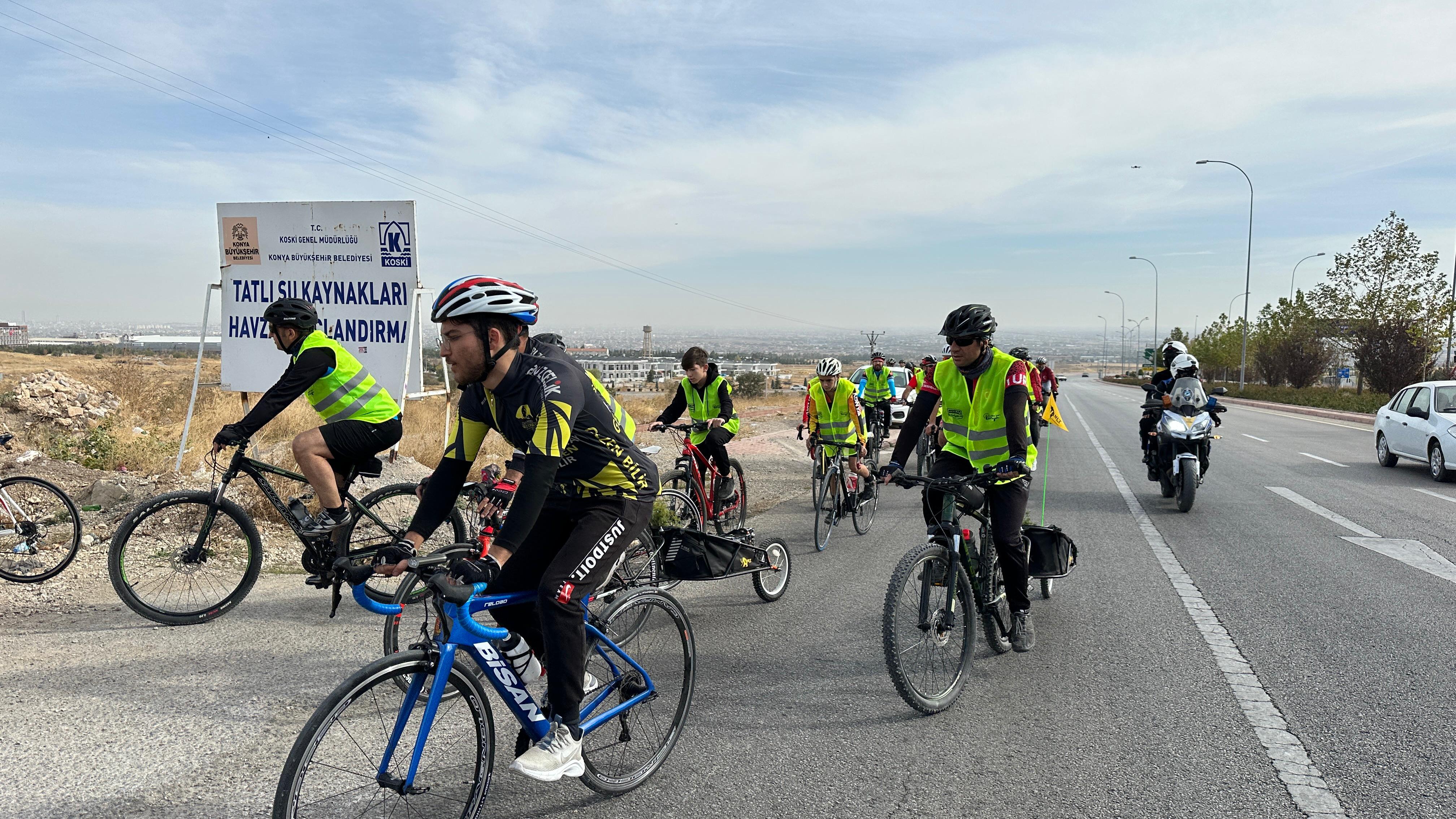 KONYA BÜYÜKŞEHİR BİSİKLETSEVERLERİ “GELECEĞE NEFES” İÇİN BULUŞTURDU