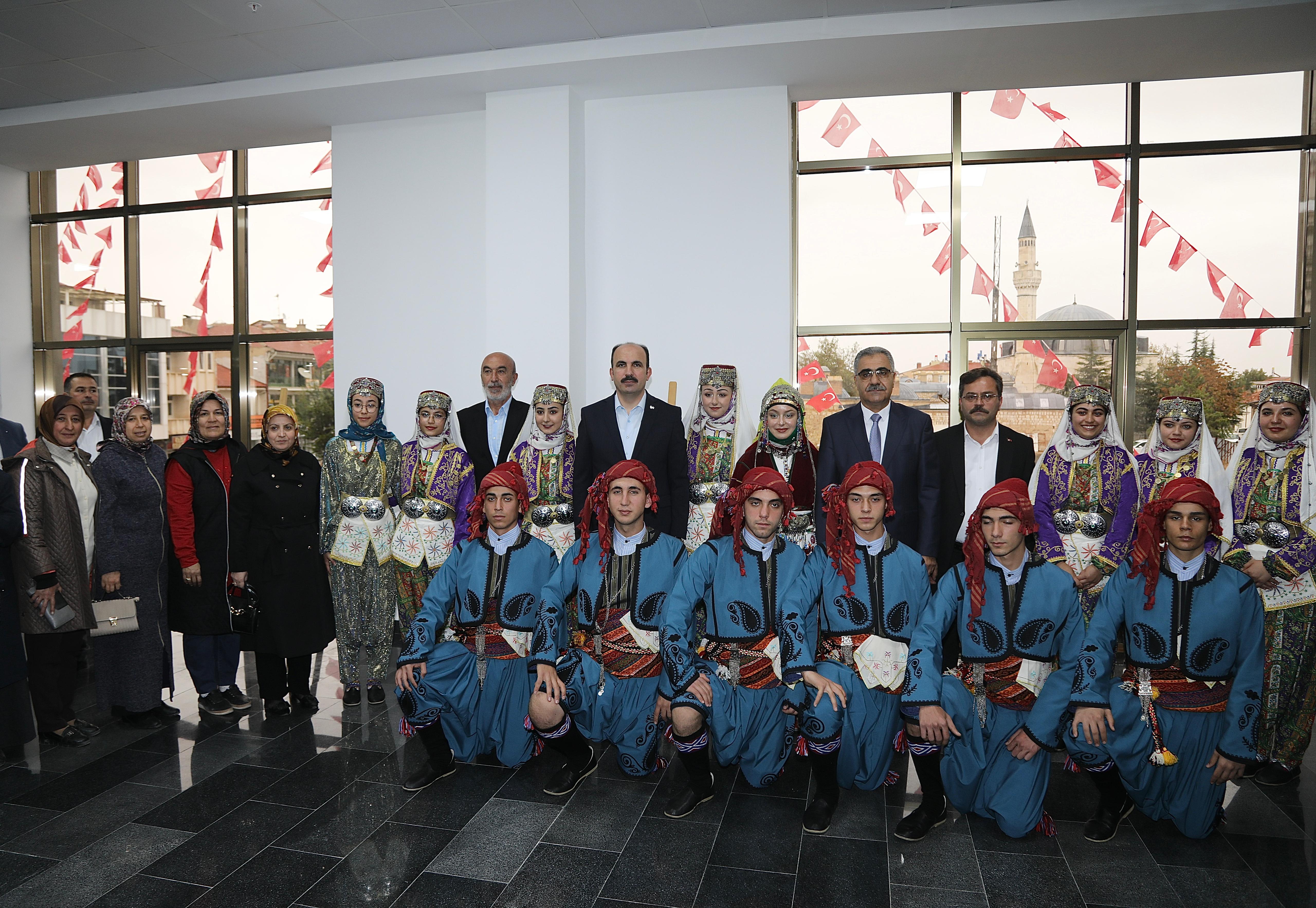 BAŞKAN ALTAY: “ŞEHRİMİZE HİZMET ETMEKTEN GURUR DUYUYORUZ”